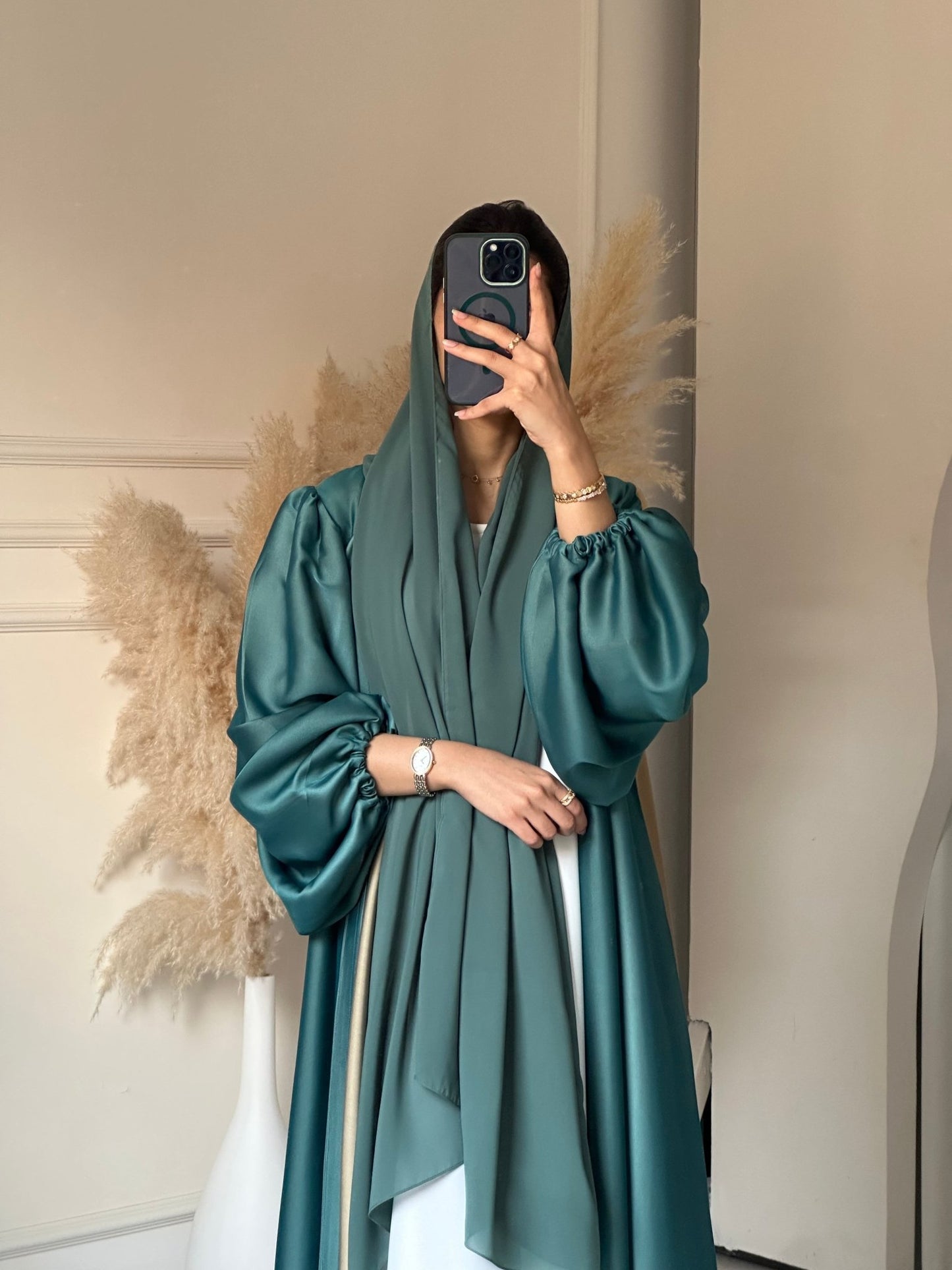 C 0661 Turquoise Beige Duotone Abaya