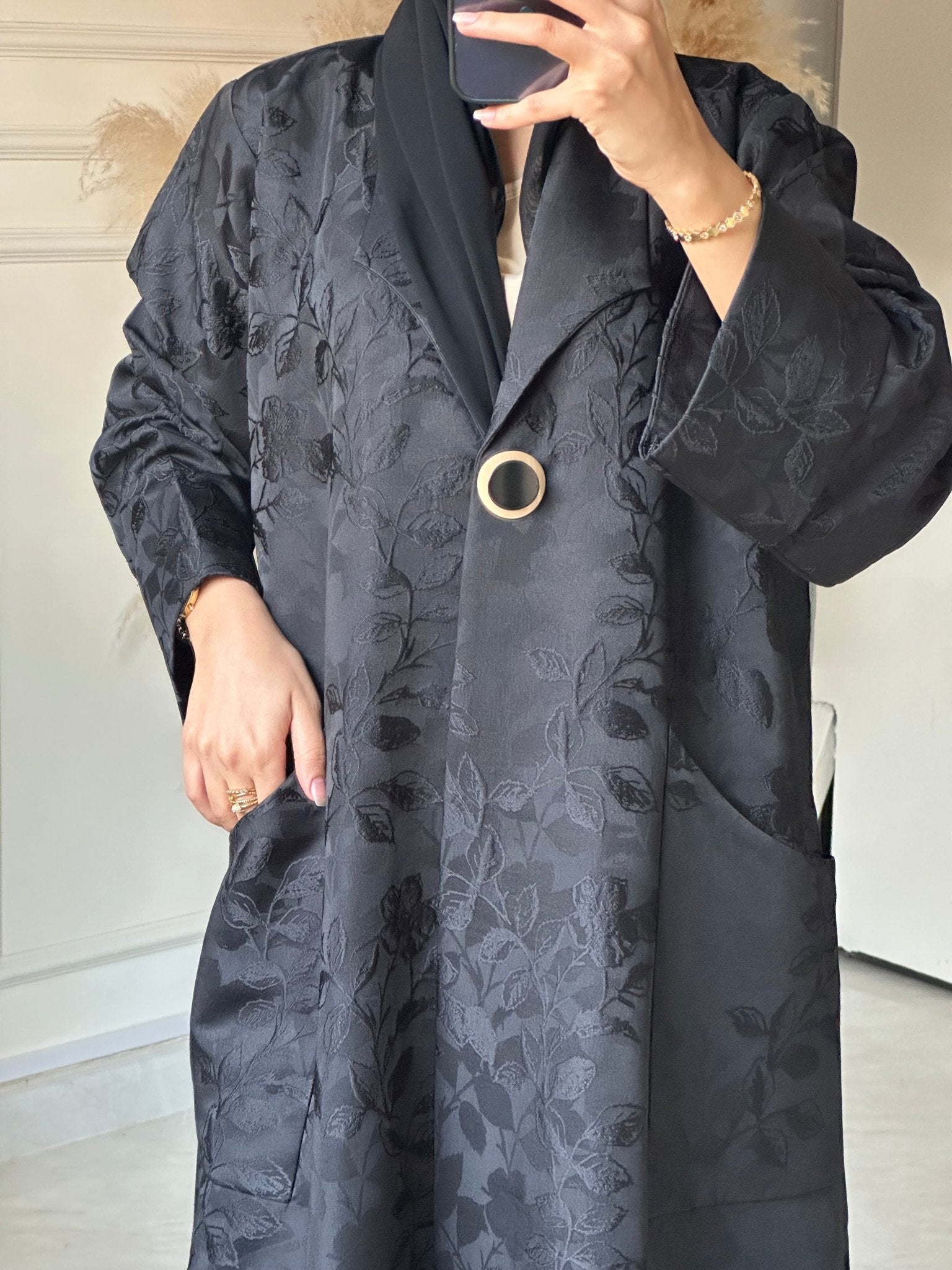 C 0664 Black Coat Abaya