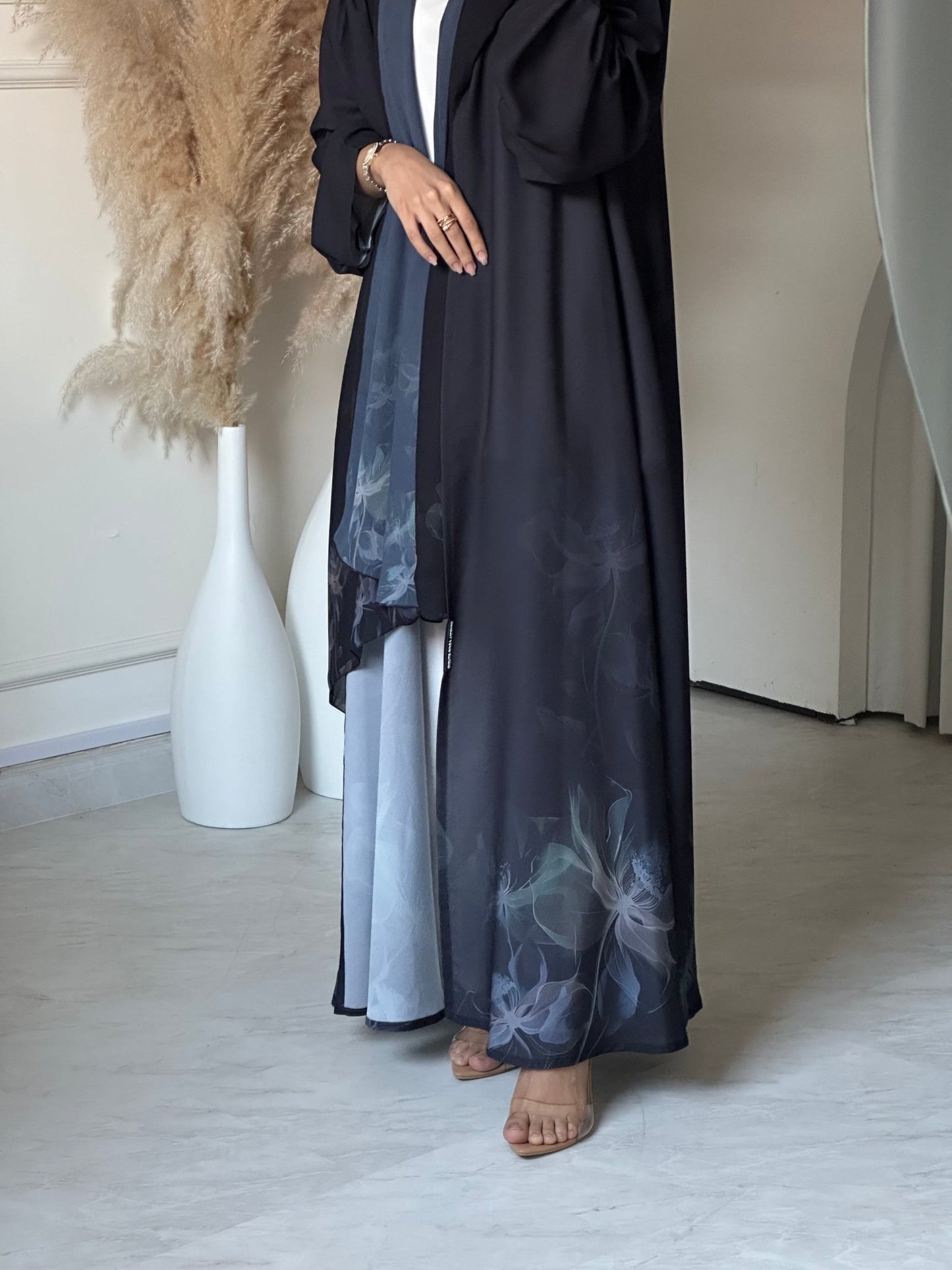 C 0666 Floral Dark Grey Abaya