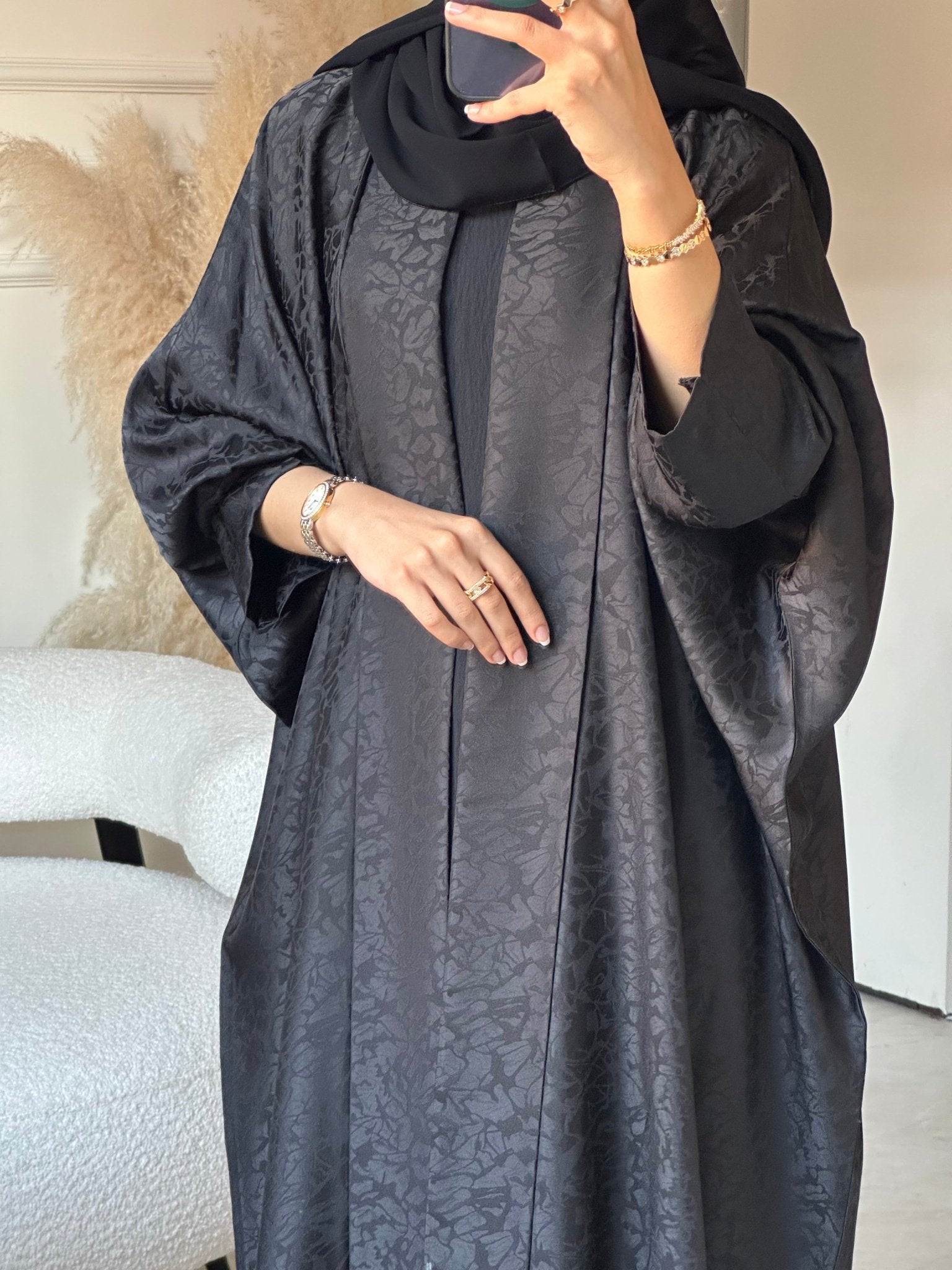 C 0680 - 01 Black Printed Abaya