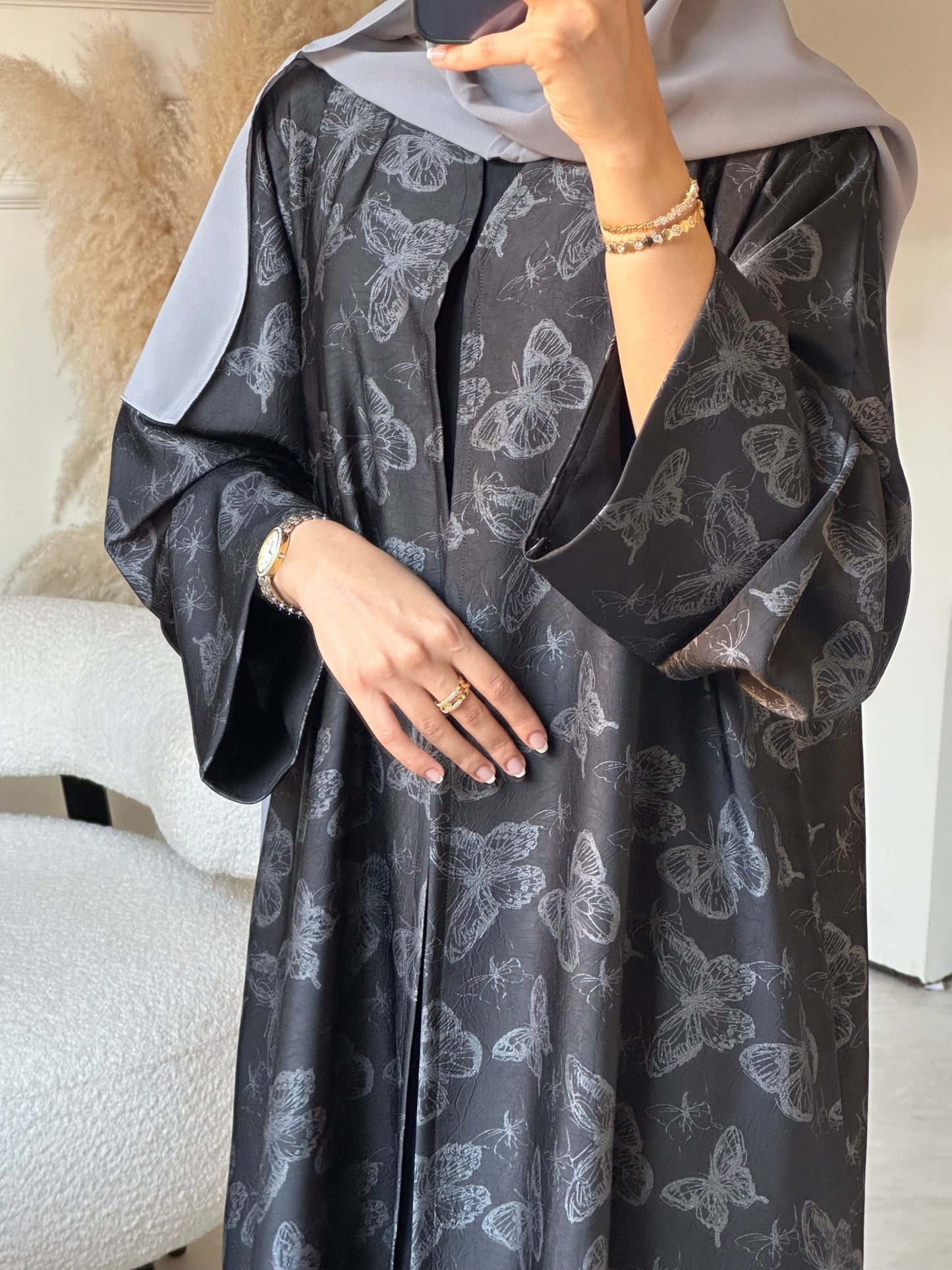 C 0681 - 01 Silver Metallic Printed Abaya