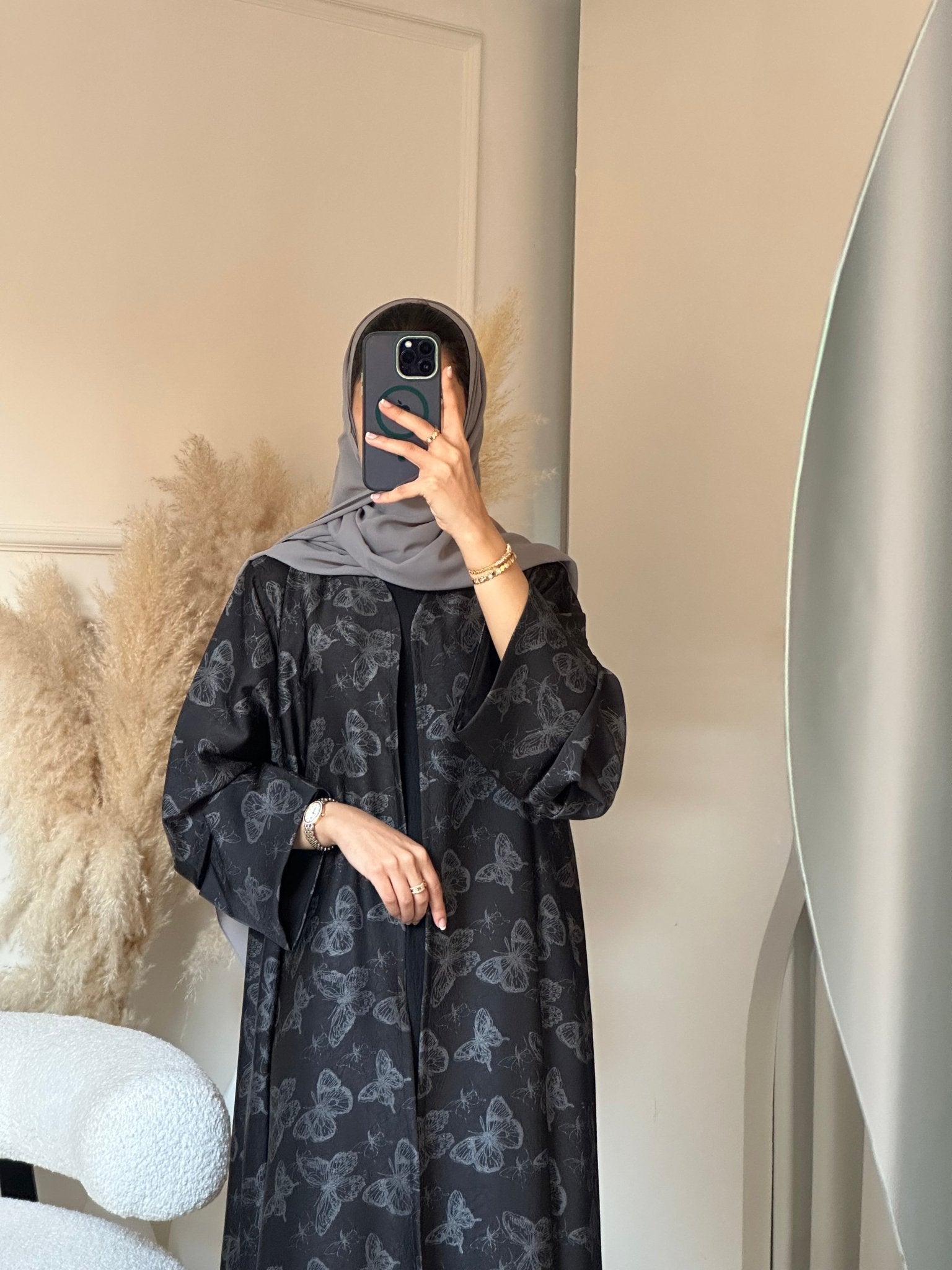 C 0681 - 01 Silver Metallic Printed Abaya