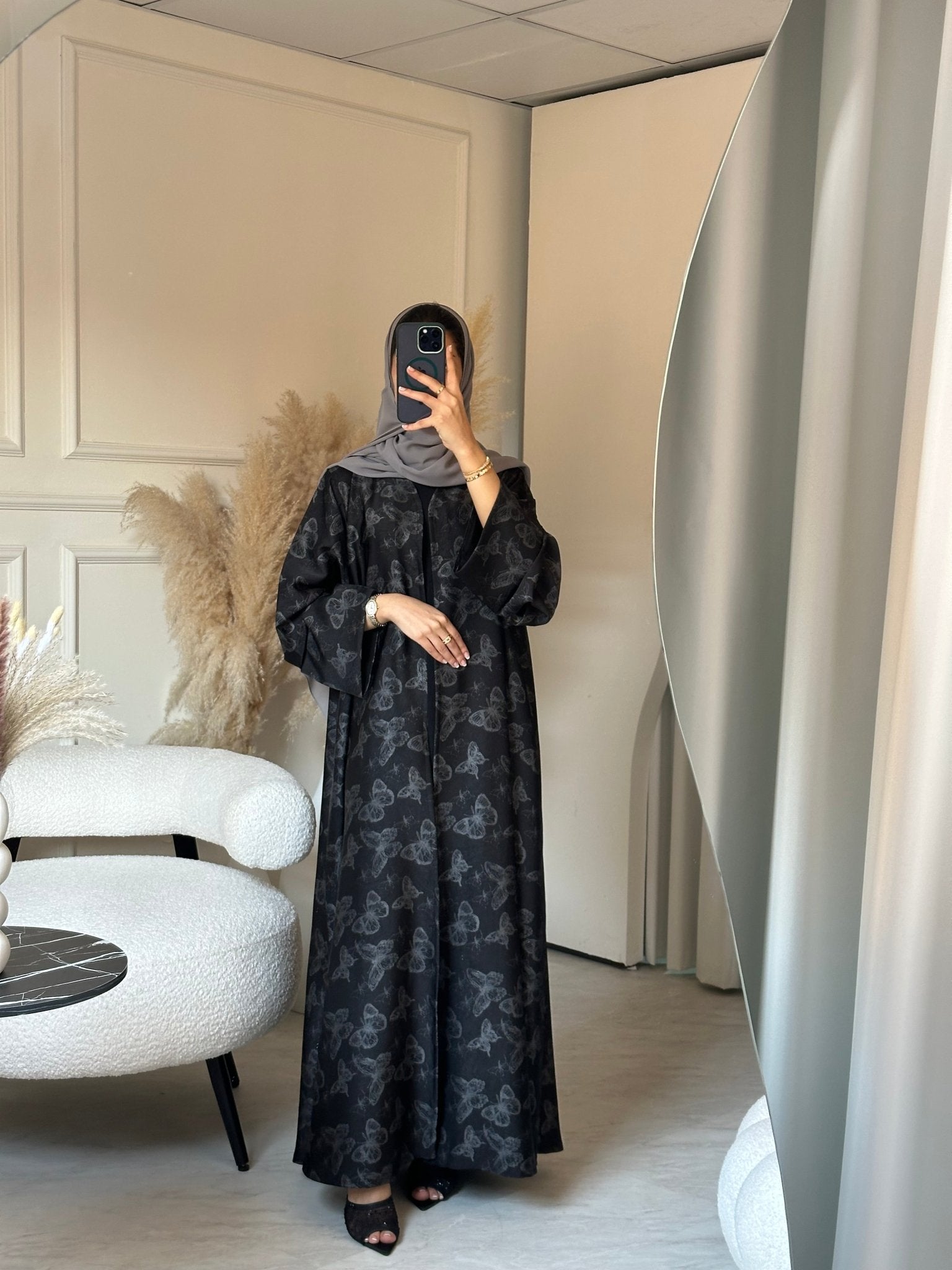 C 0681 - 01 Silver Metallic Printed Abaya