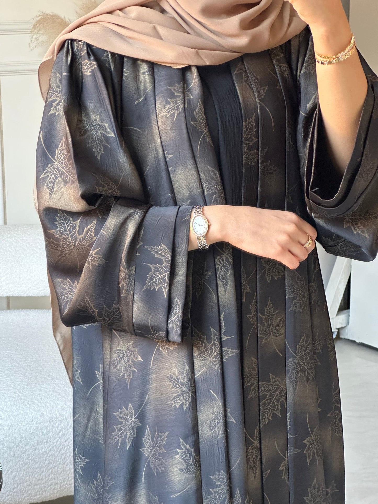 C 0682 - 01 Gold Metallic Printed Abaya