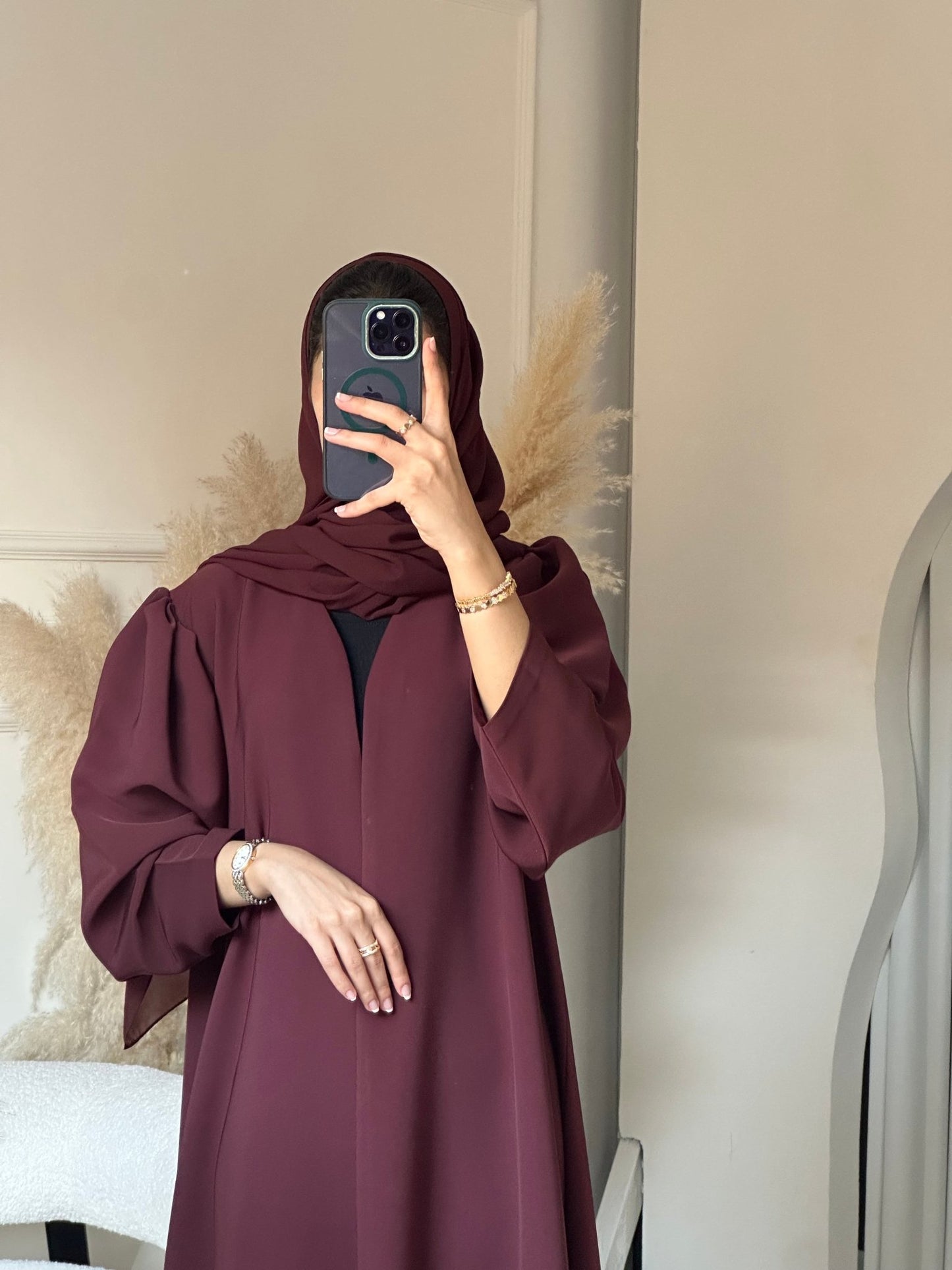 C 0683 Maroon Abaya