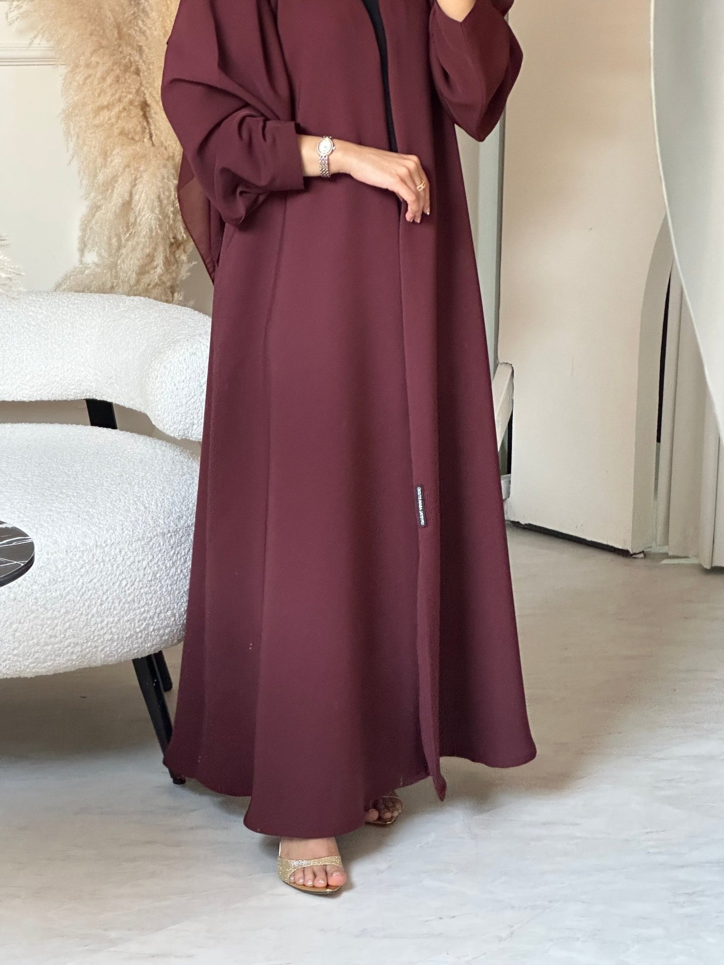 C 0683 Maroon Abaya