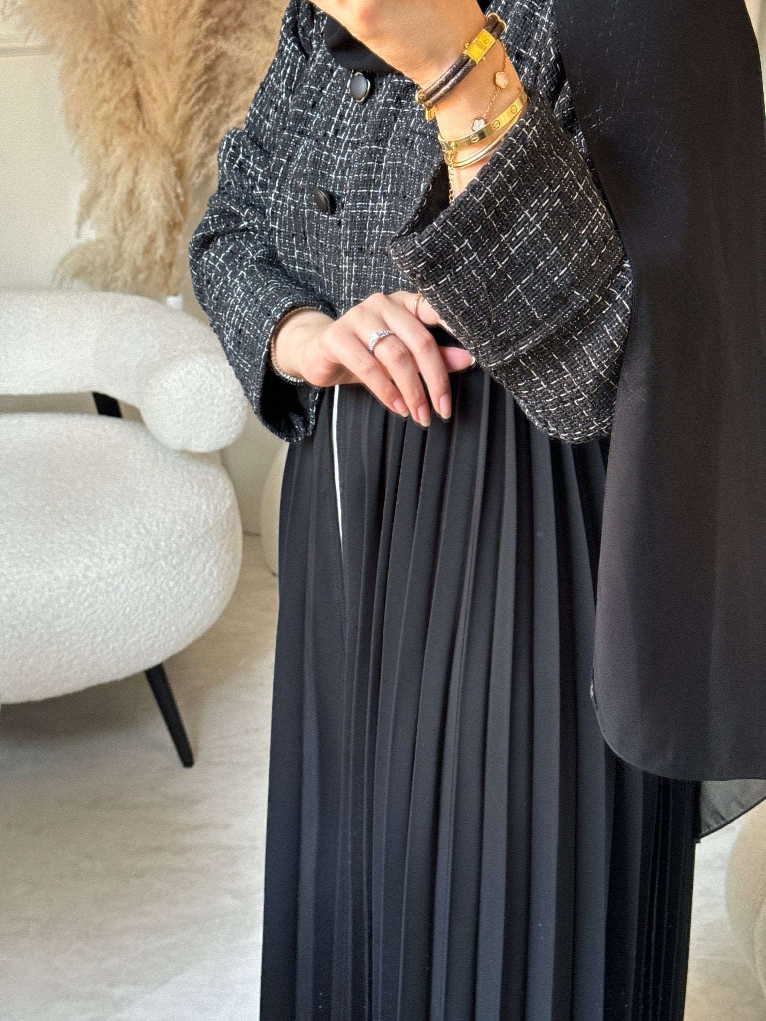 C 0684 Black Tweed Winter Abaya