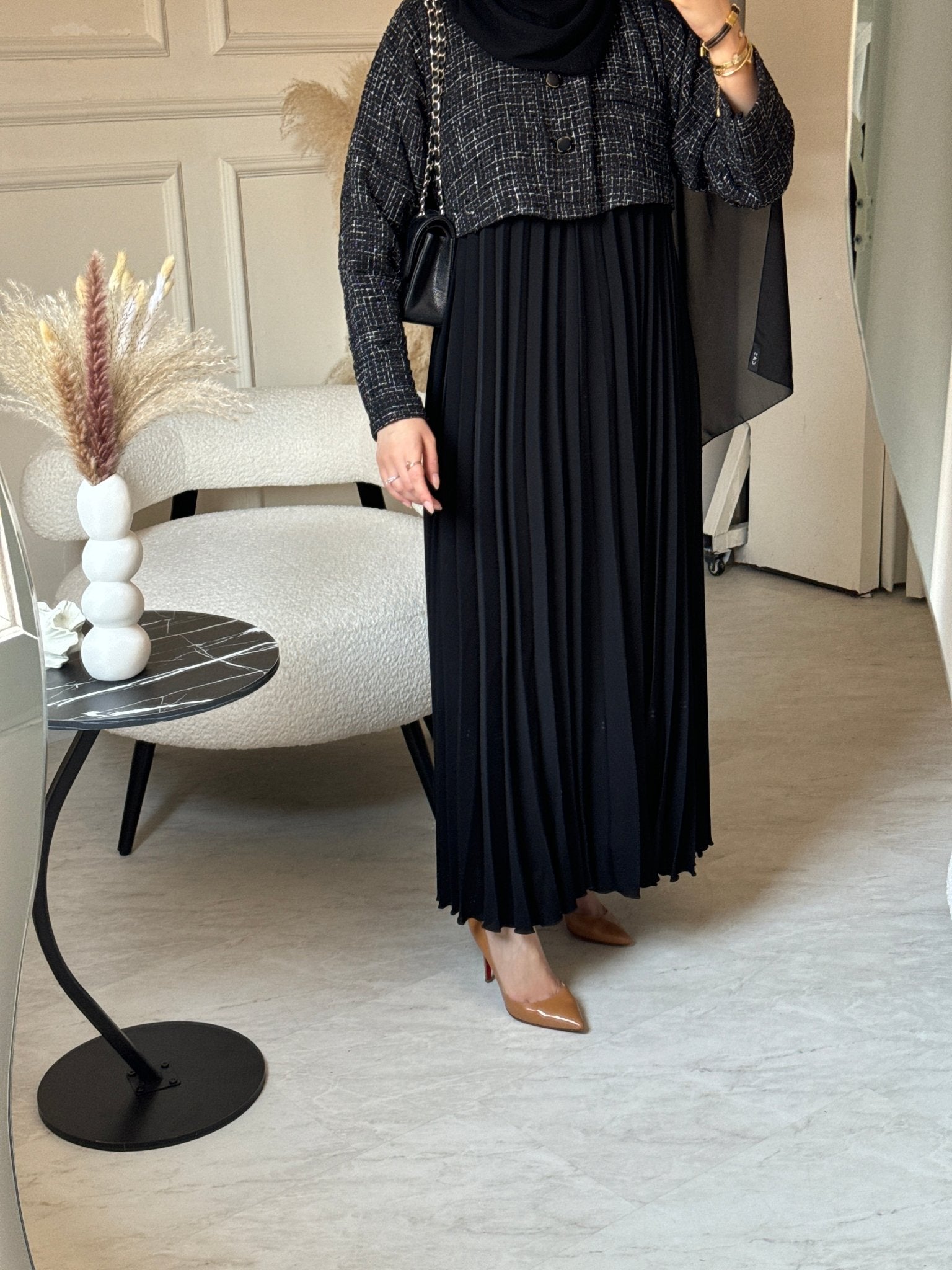 C 0684 Black Tweed Winter Abaya