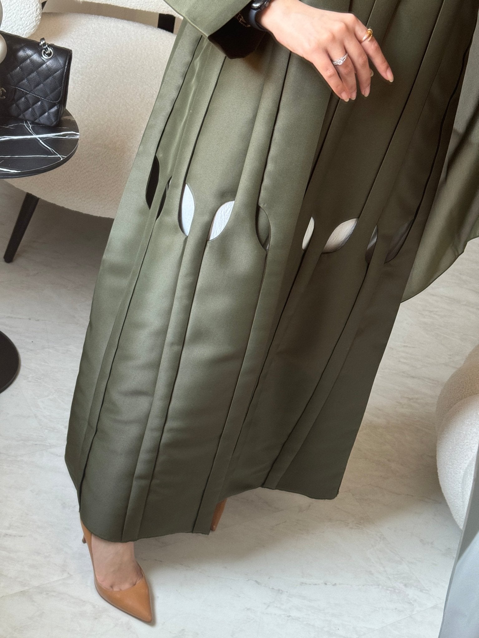 C 0685 OliveGreen Abaya