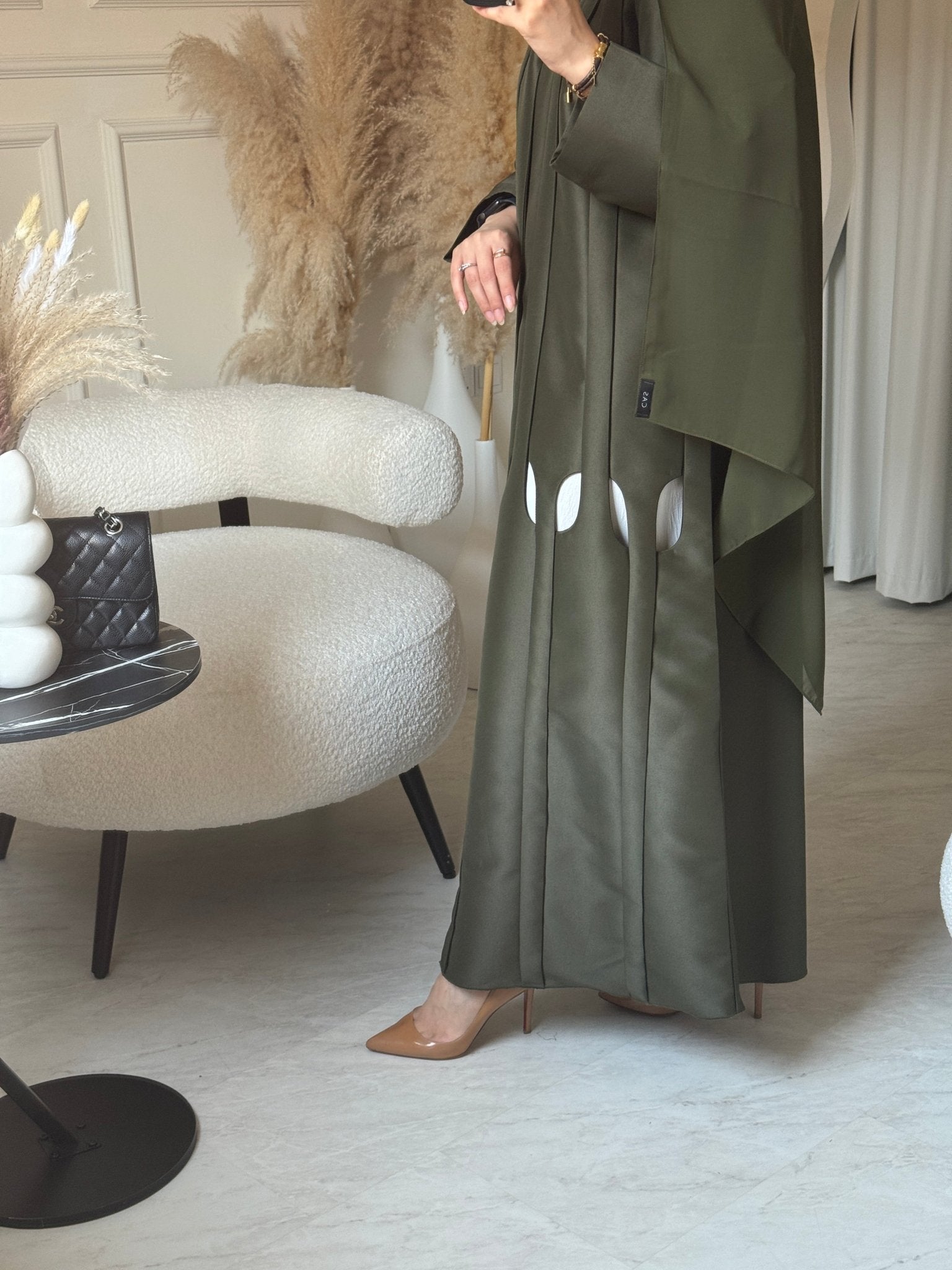 C 0685 OliveGreen Abaya