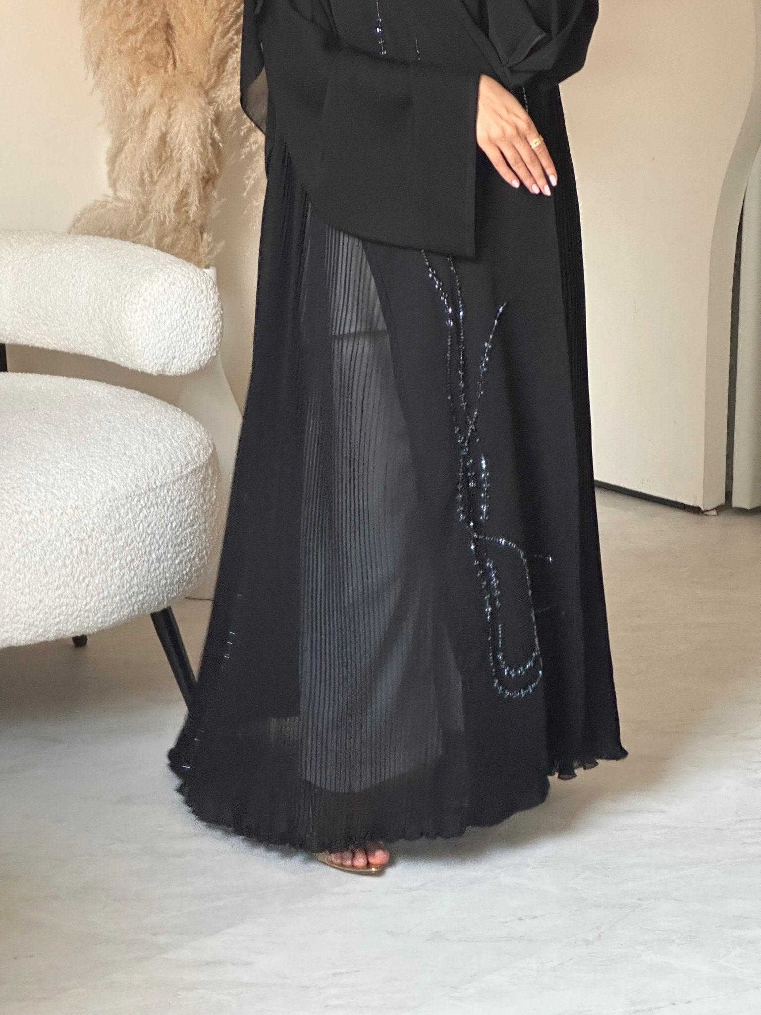 C 0695 Pleated Black Abaya