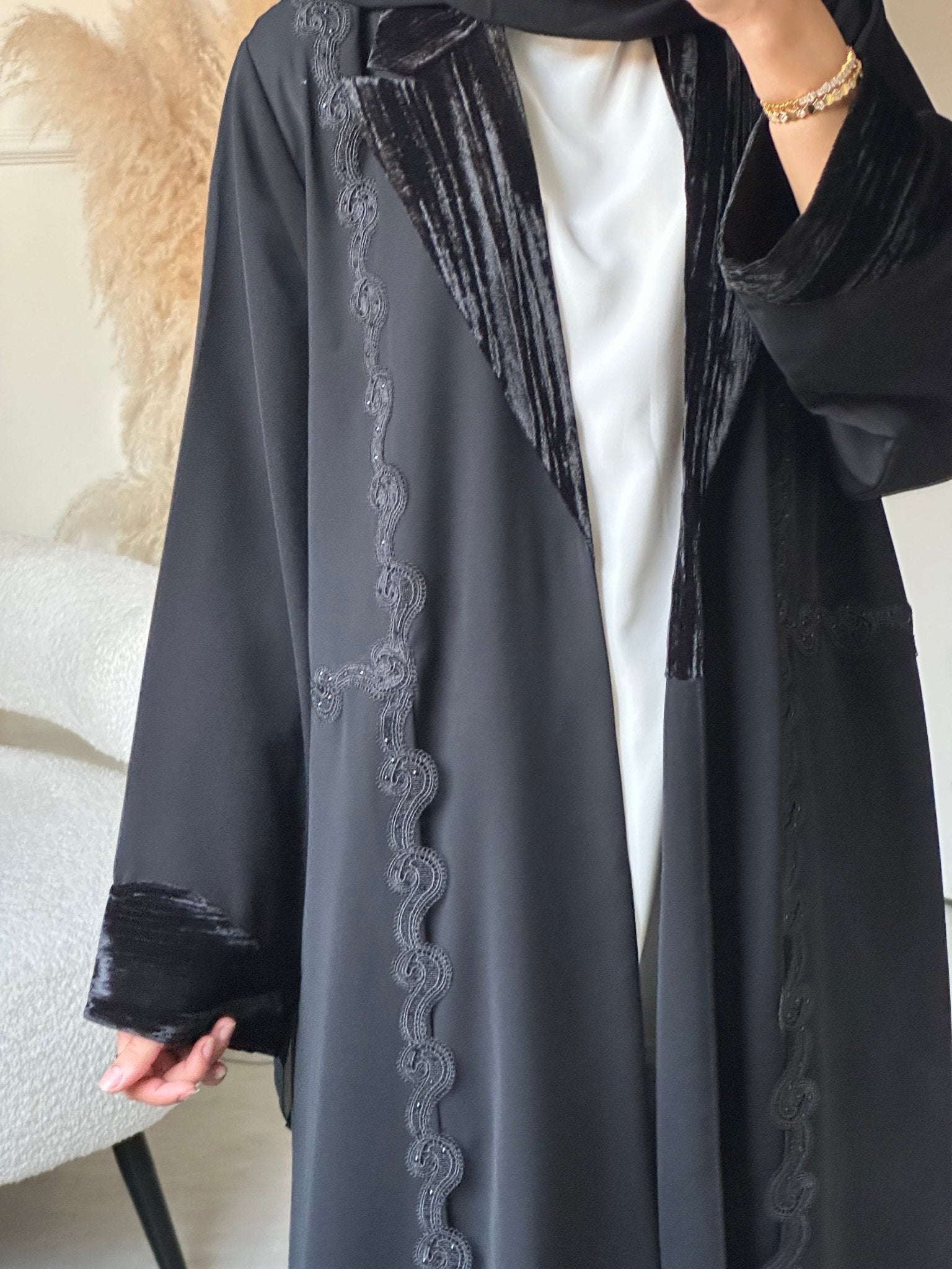 C 0706 Coat Black Abaya