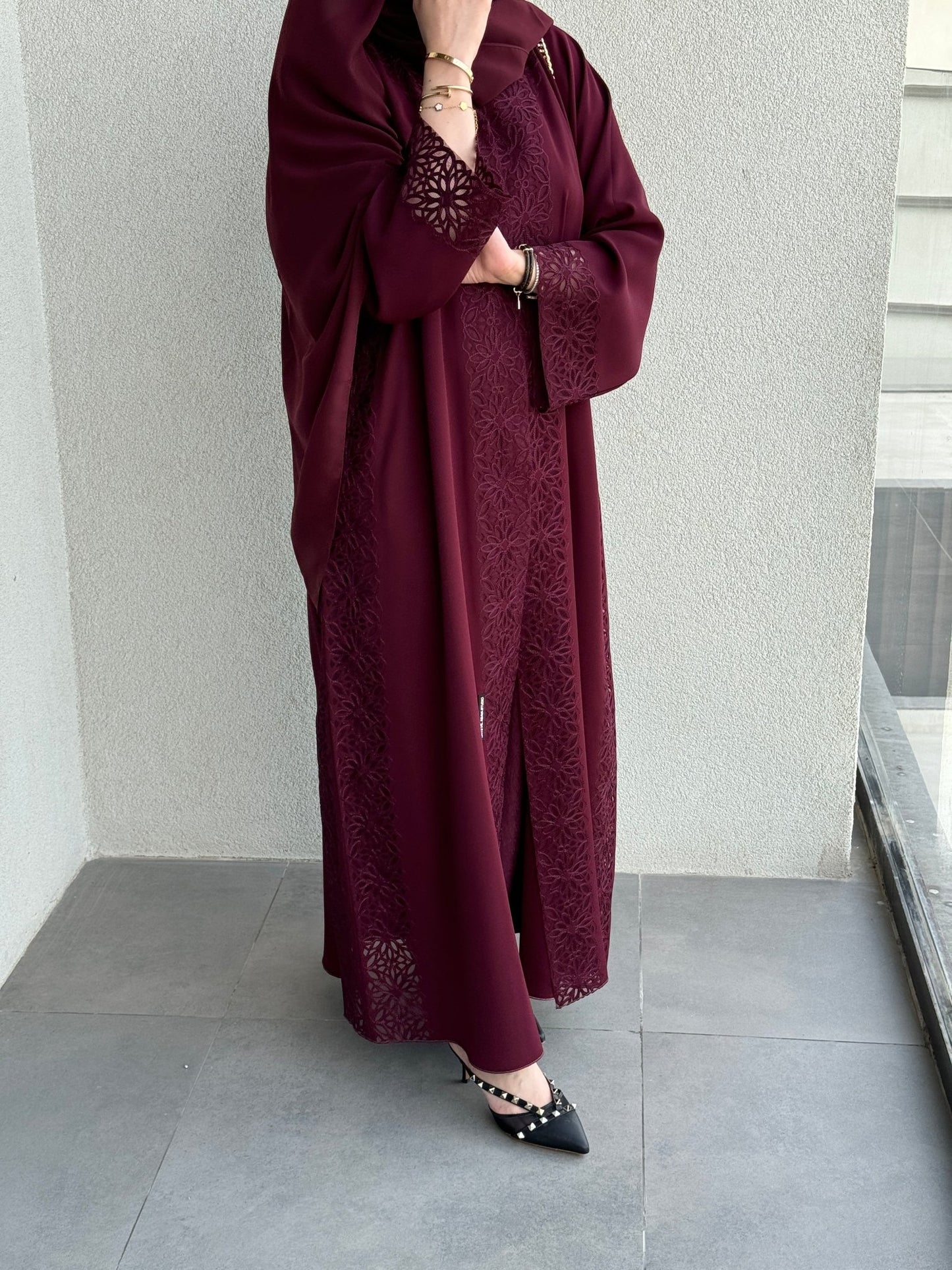 C 0716 Maroon Abaya