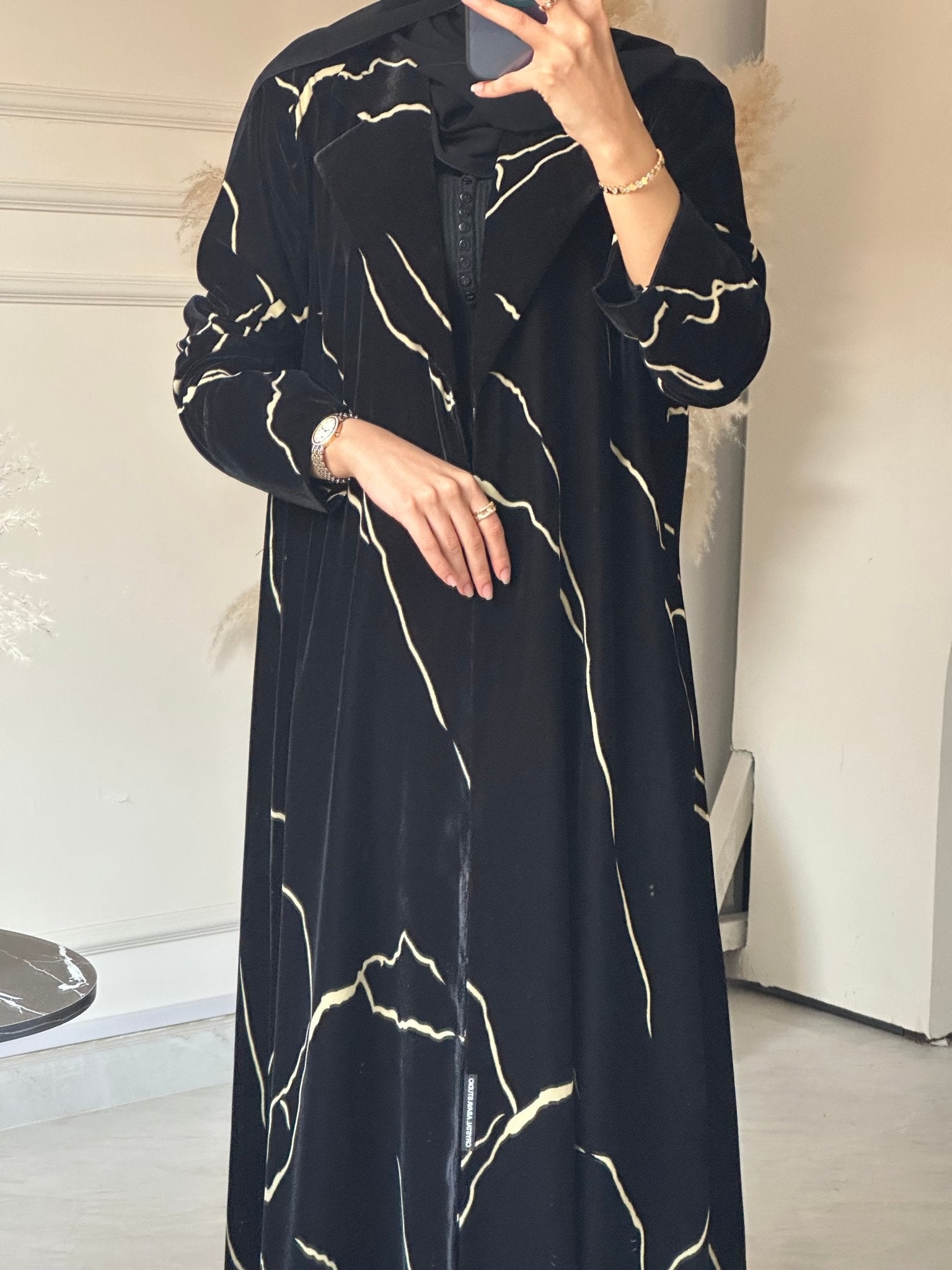 C 0724 Velvet Coat Black Abaya