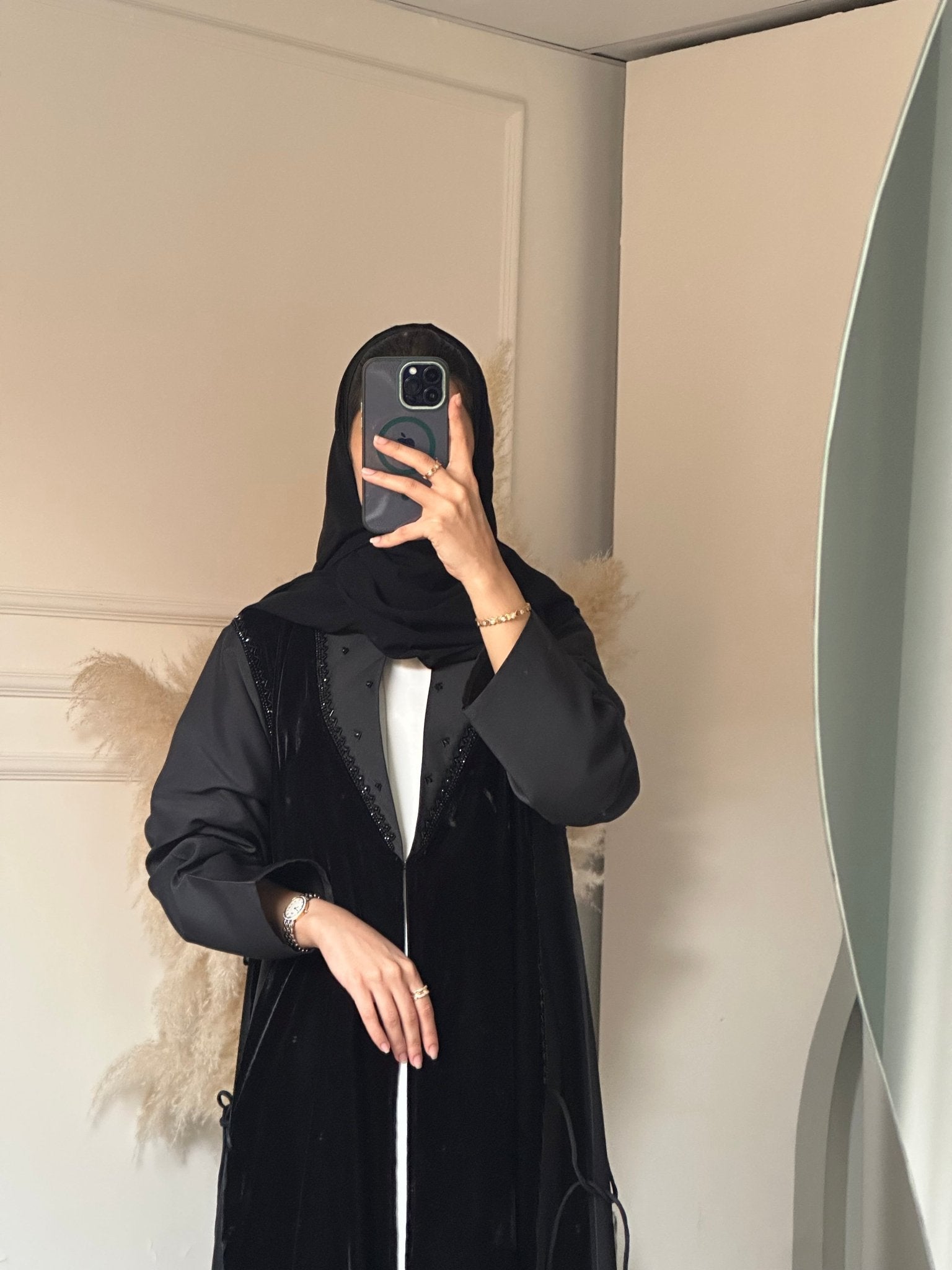 C 0726 Velvet Embroidery Black Abaya