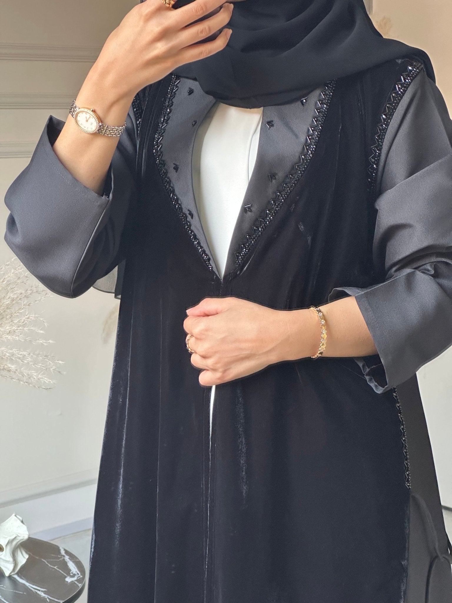 C 0726 Velvet Embroidery Black Abaya