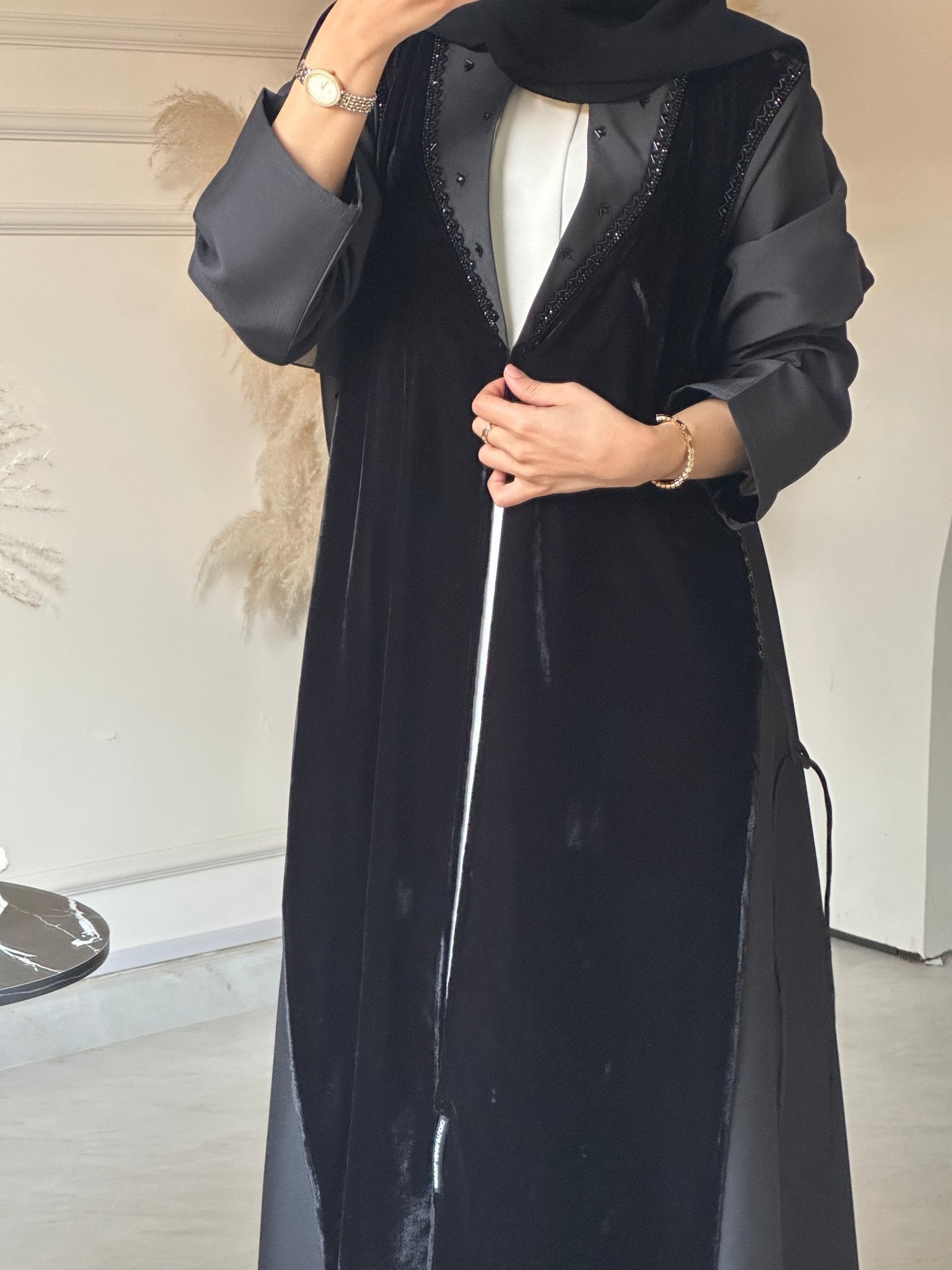 C 0726 Velvet Embroidery Black Abaya