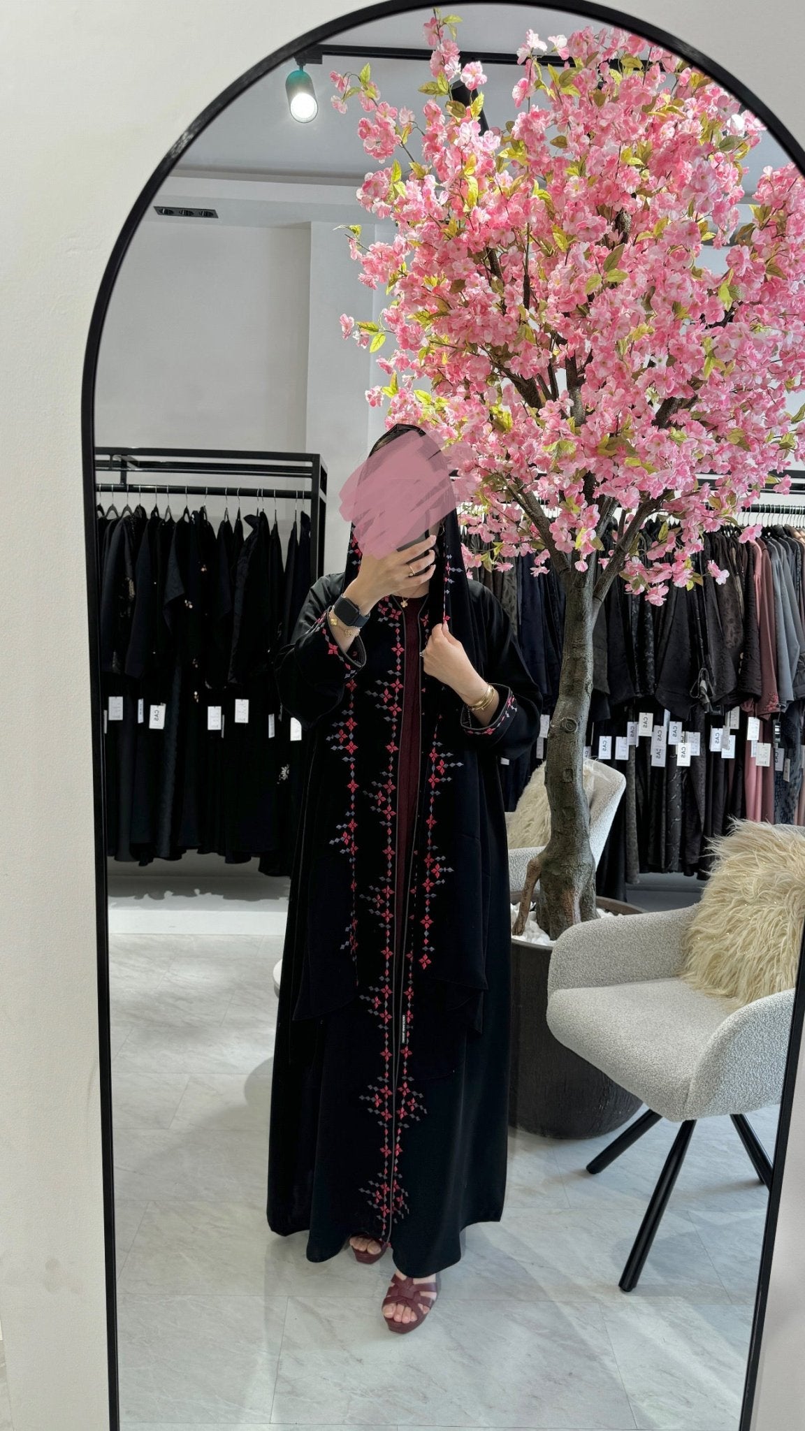 C 0747 Black Abaya