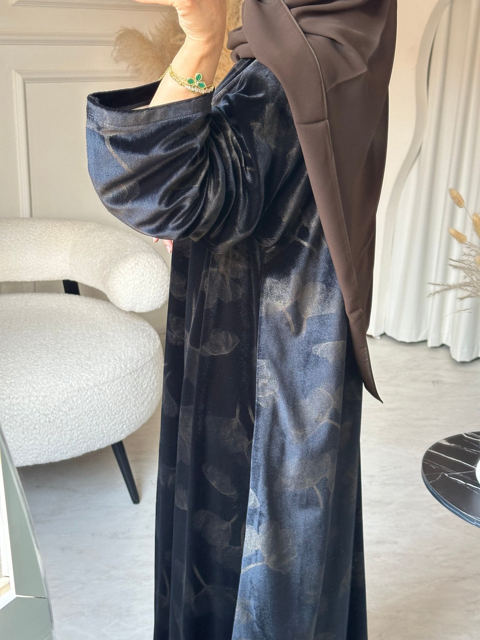 C 0750 - 01 Brown Floral Abaya