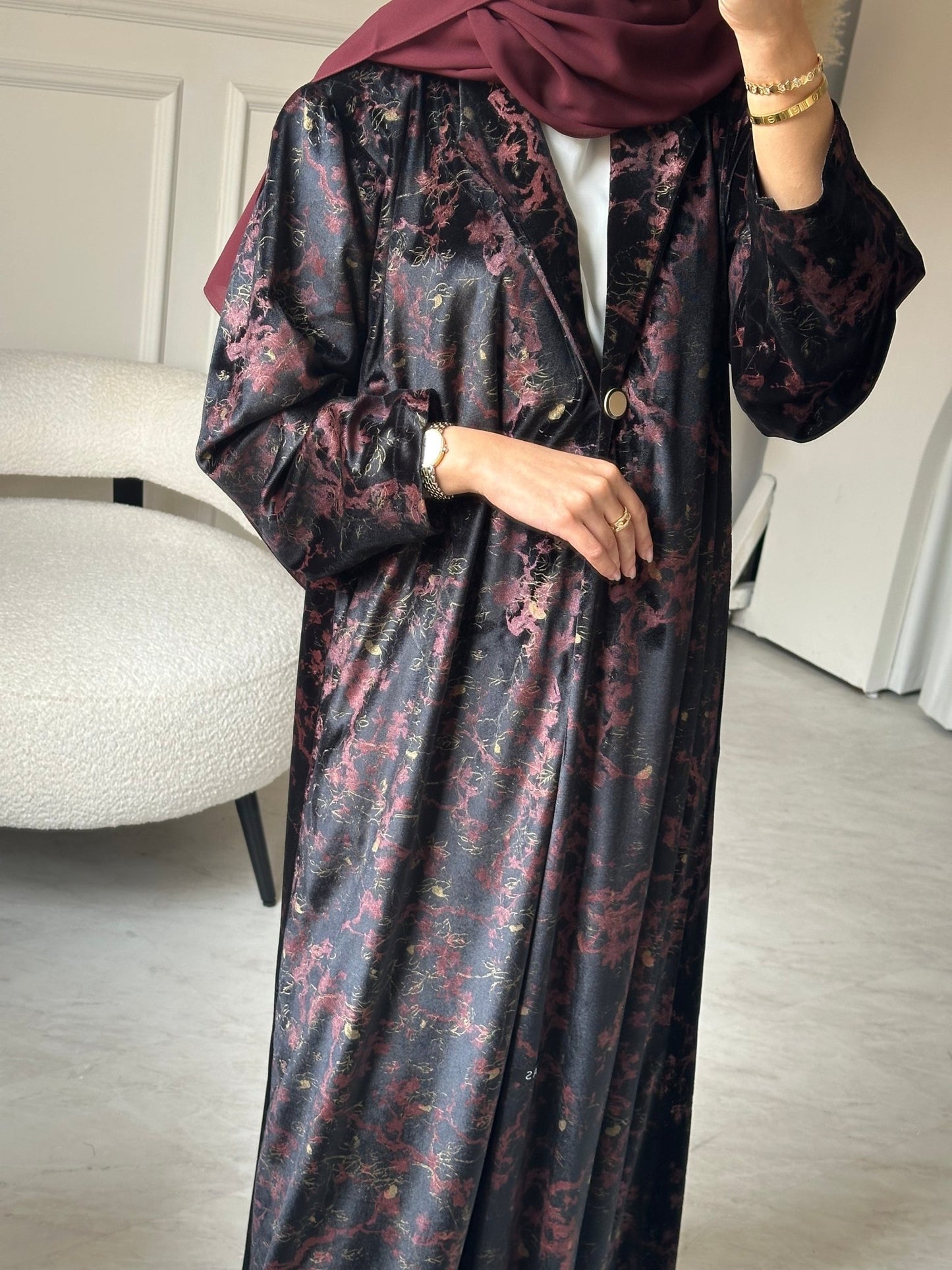 C 0777 Burgundy Coat Velvet Abaya