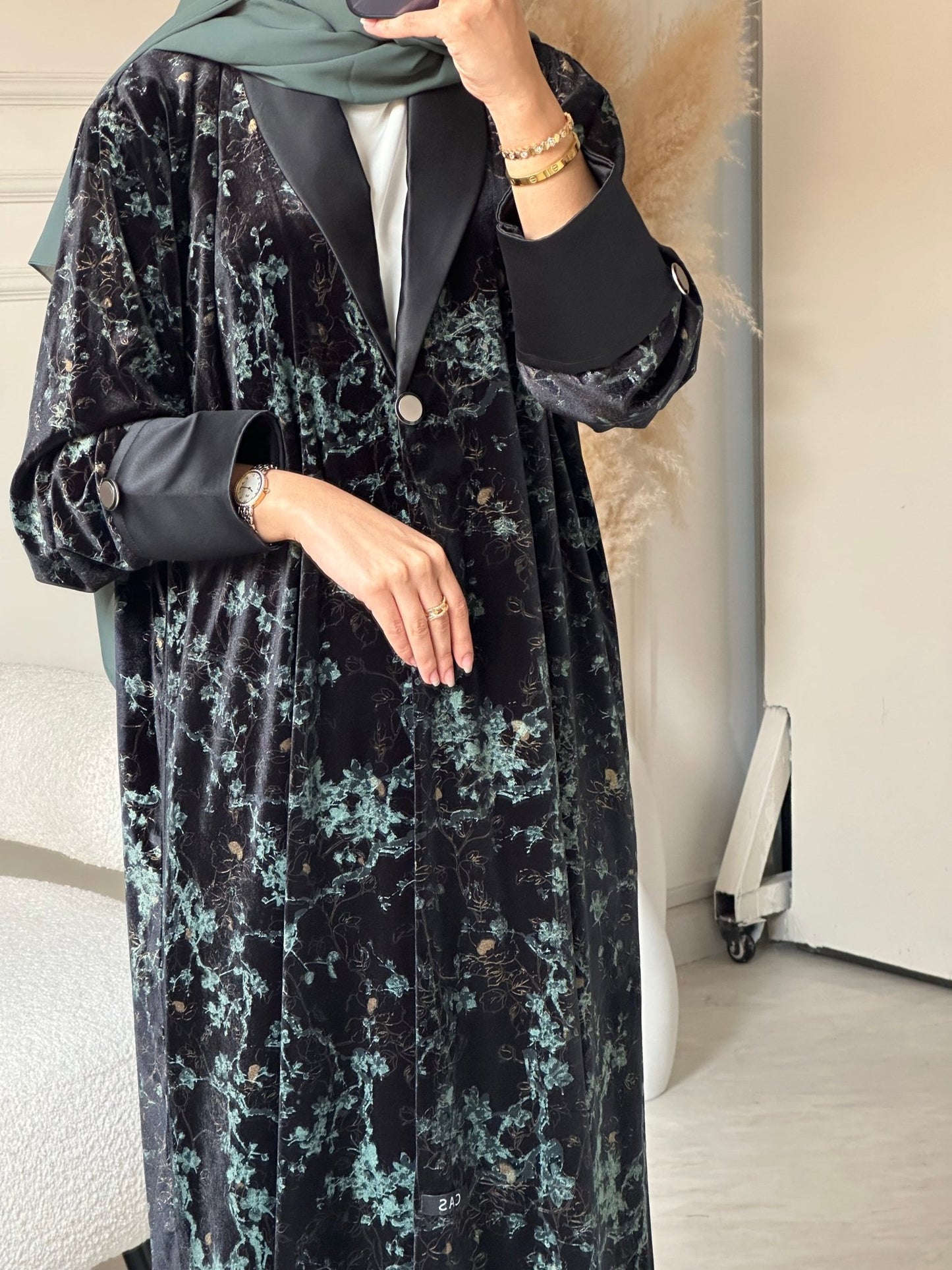 C 0778 Green Coat Velvet Abaya