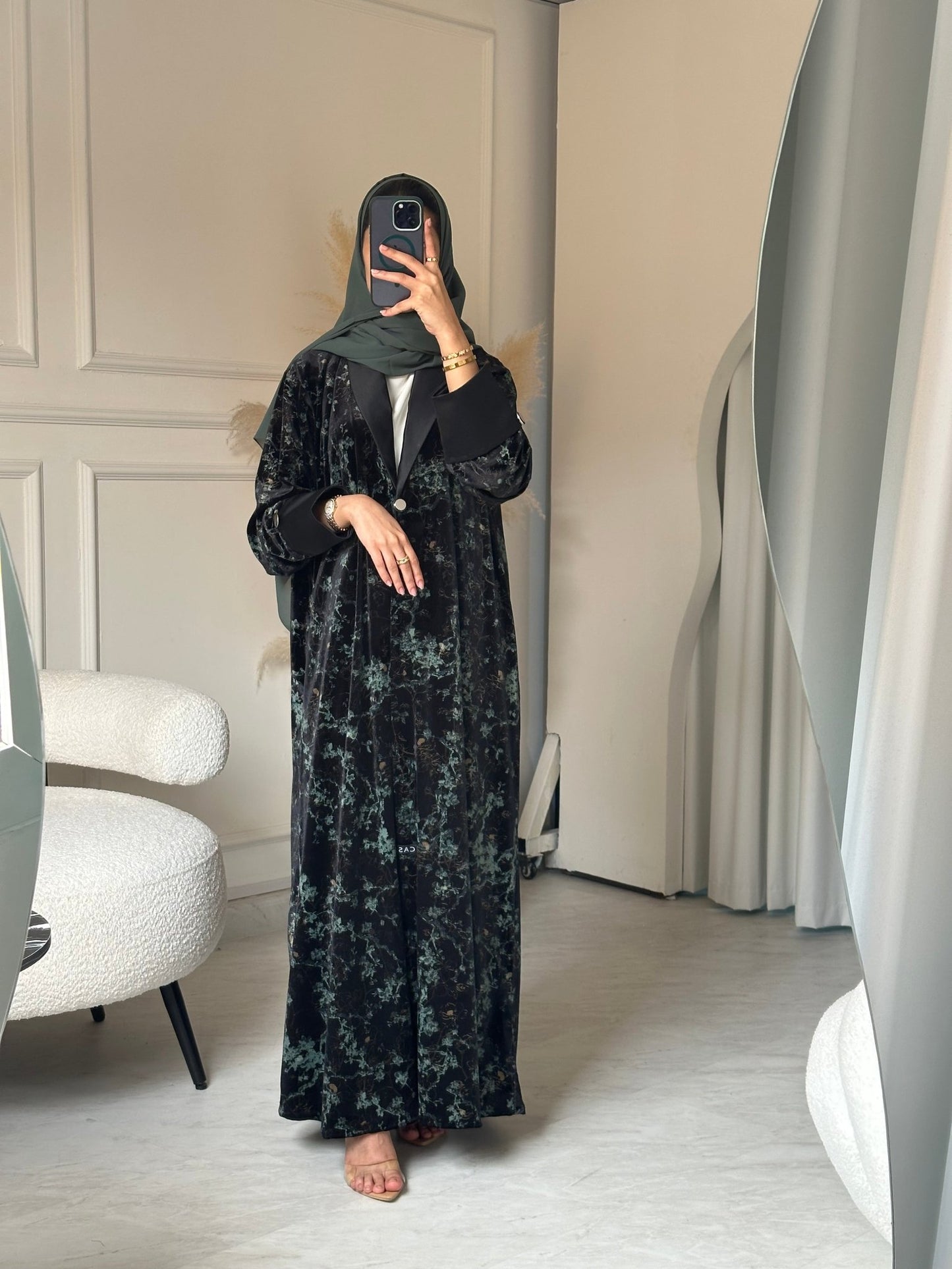 C 0778 Green Coat Velvet Abaya