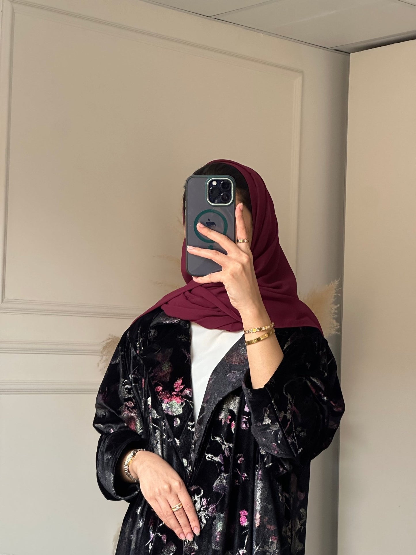 C 0779 Burgundy Coat Velvet Abaya