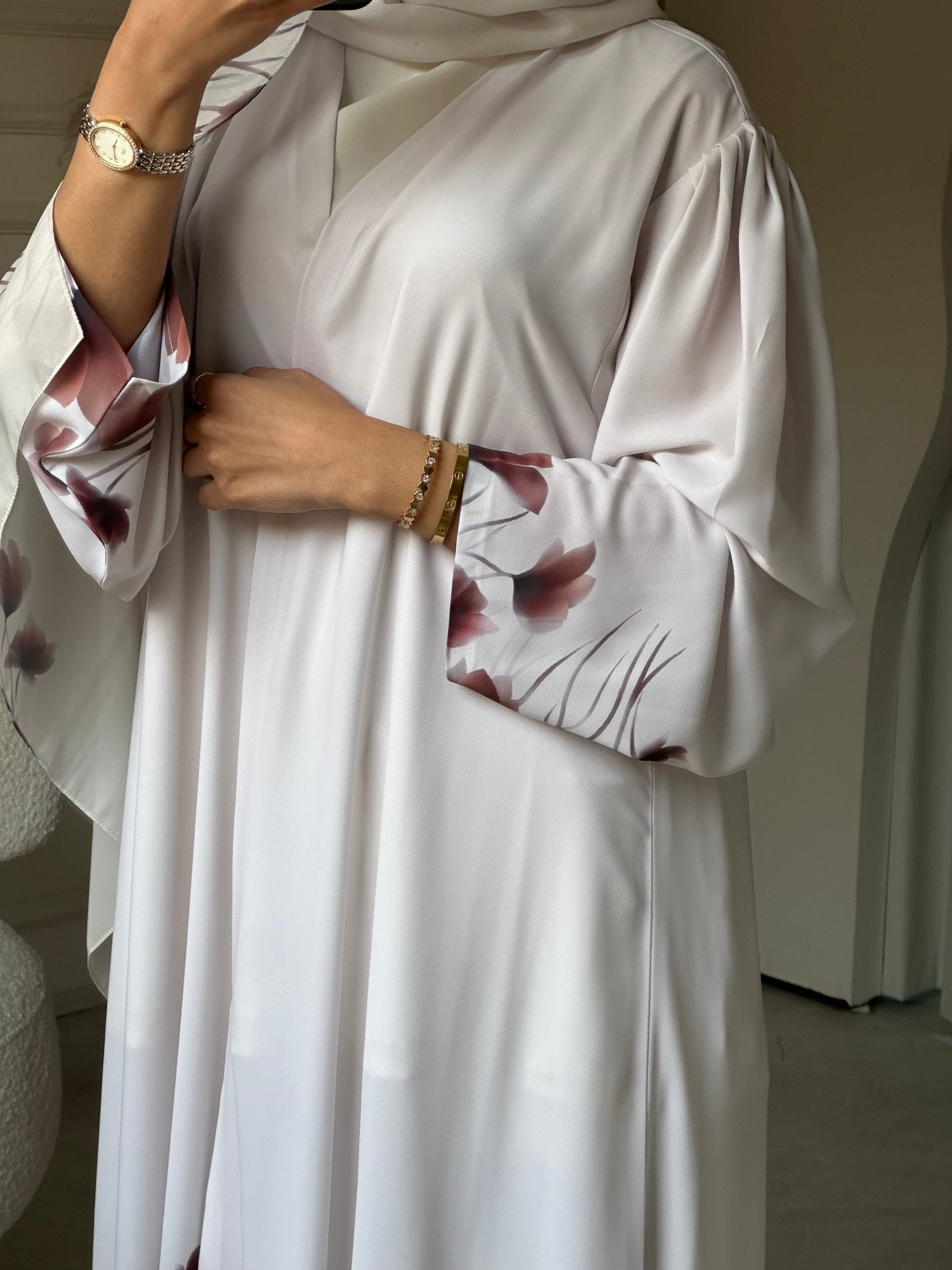 C 0784 Floral Off White Printed Abaya