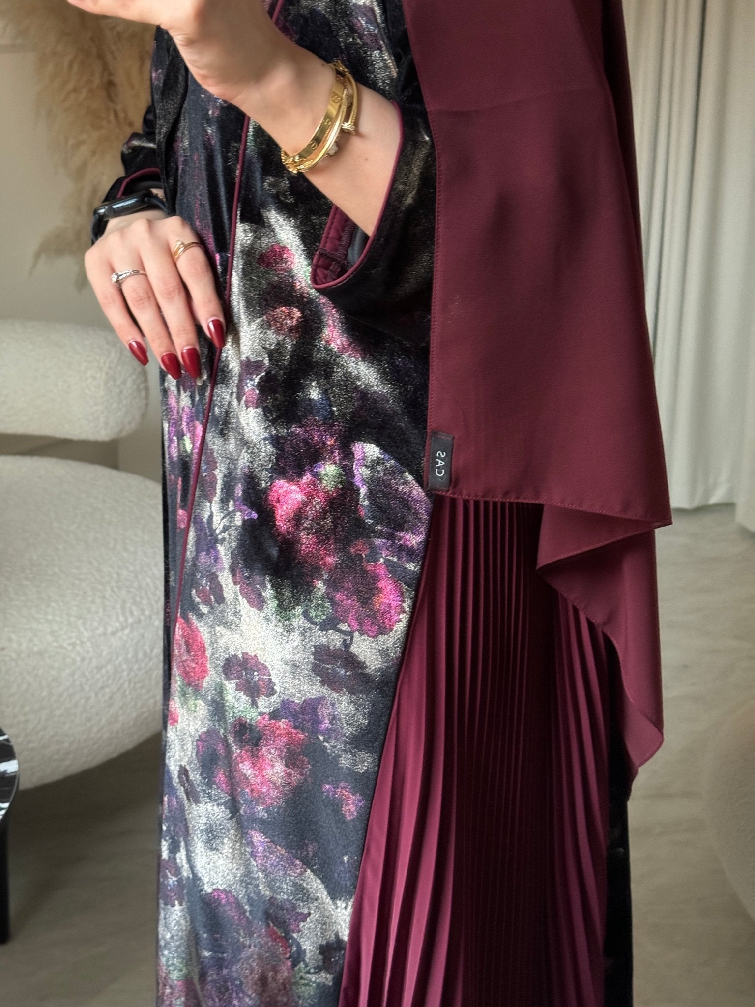 C 0787 Burgundy Butterfly Velvet Pleated Abaya