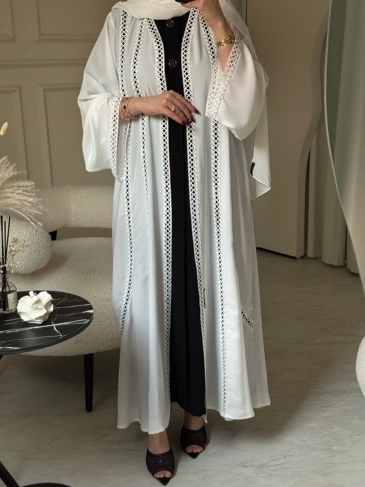 C 0789 White Lace Nada Abaya