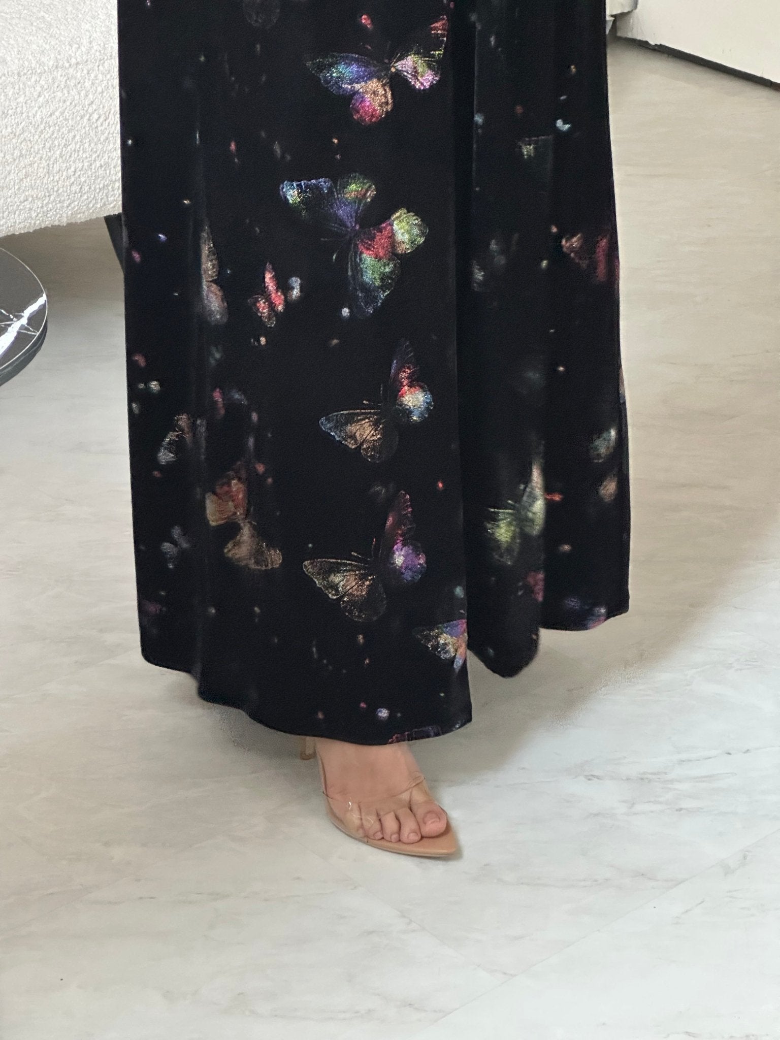 C 0800 Black Butterfly Velvet Abaya