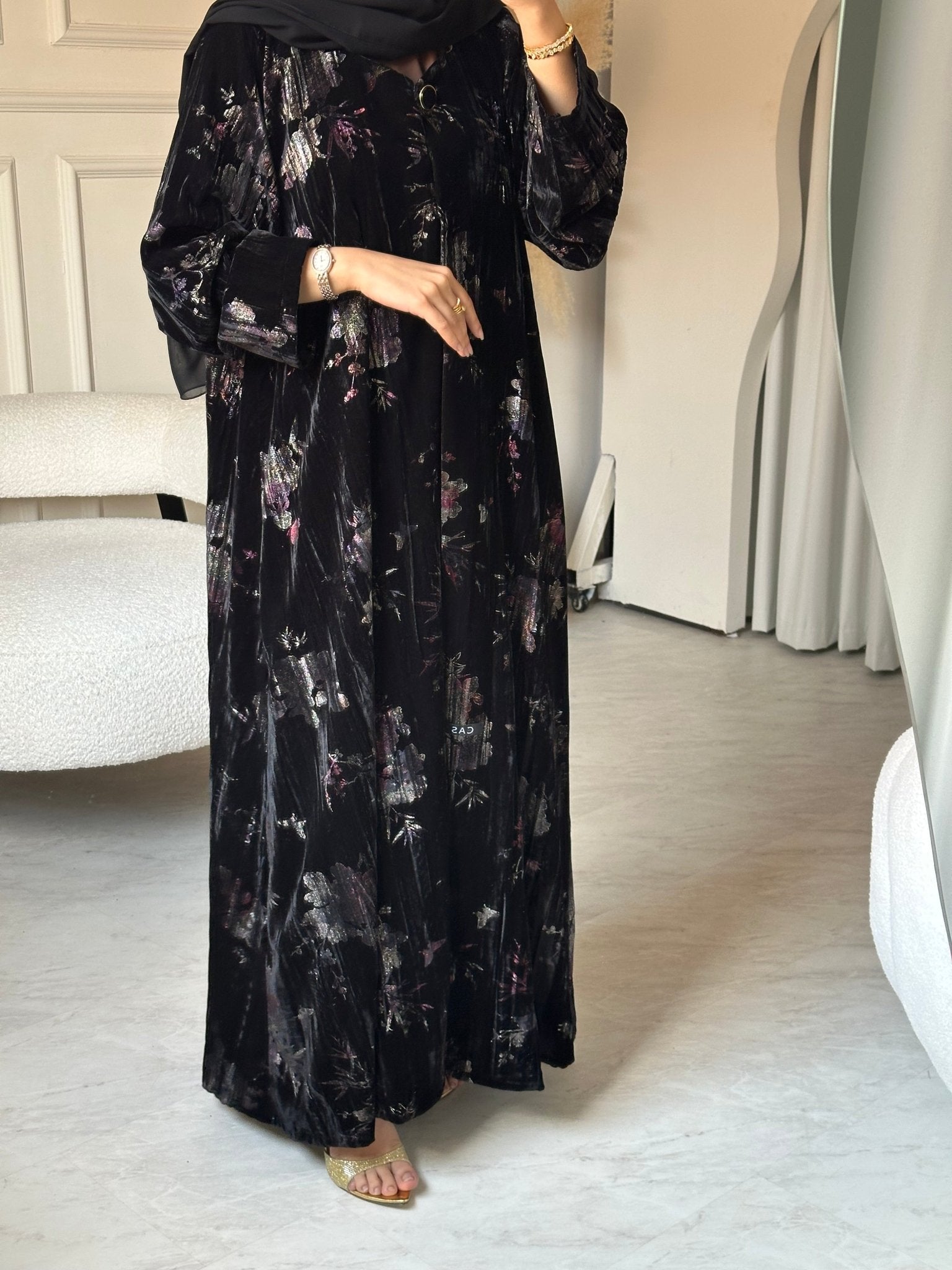 C 0820 Black Velvet Abaya