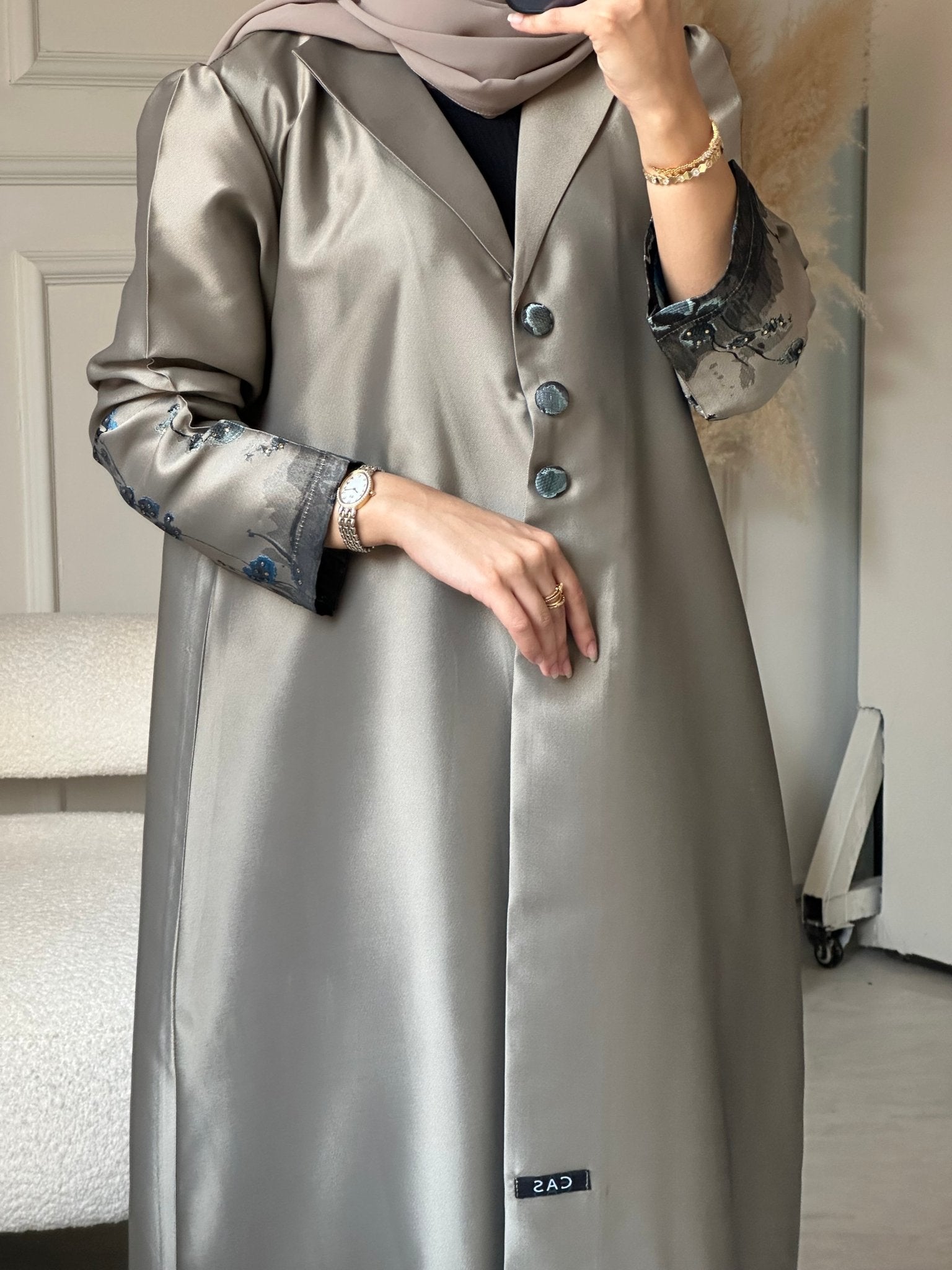 C 0823 - 01 Beige Floral Printed Abaya