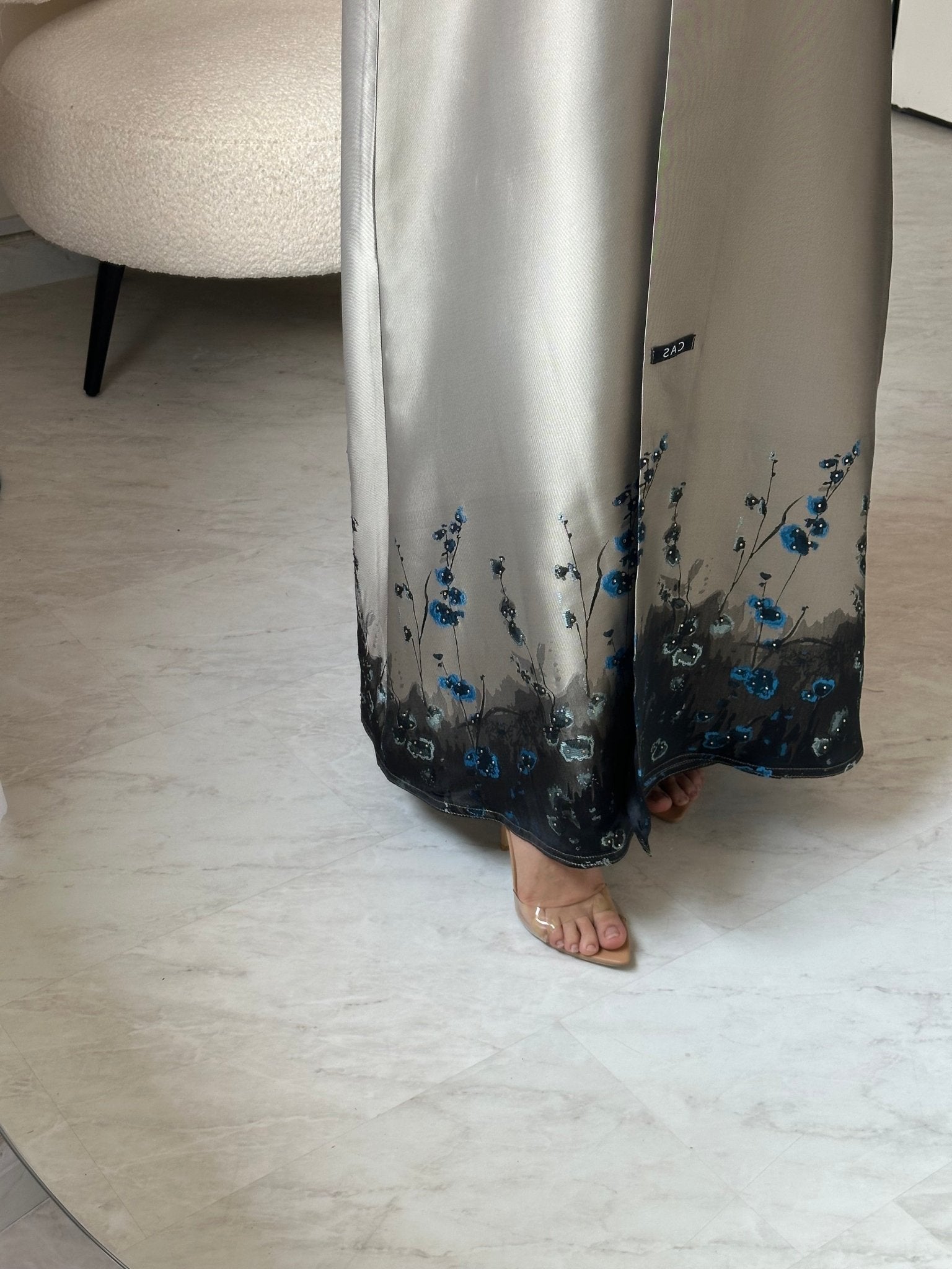 C 0823 - 01 Beige Floral Printed Abaya