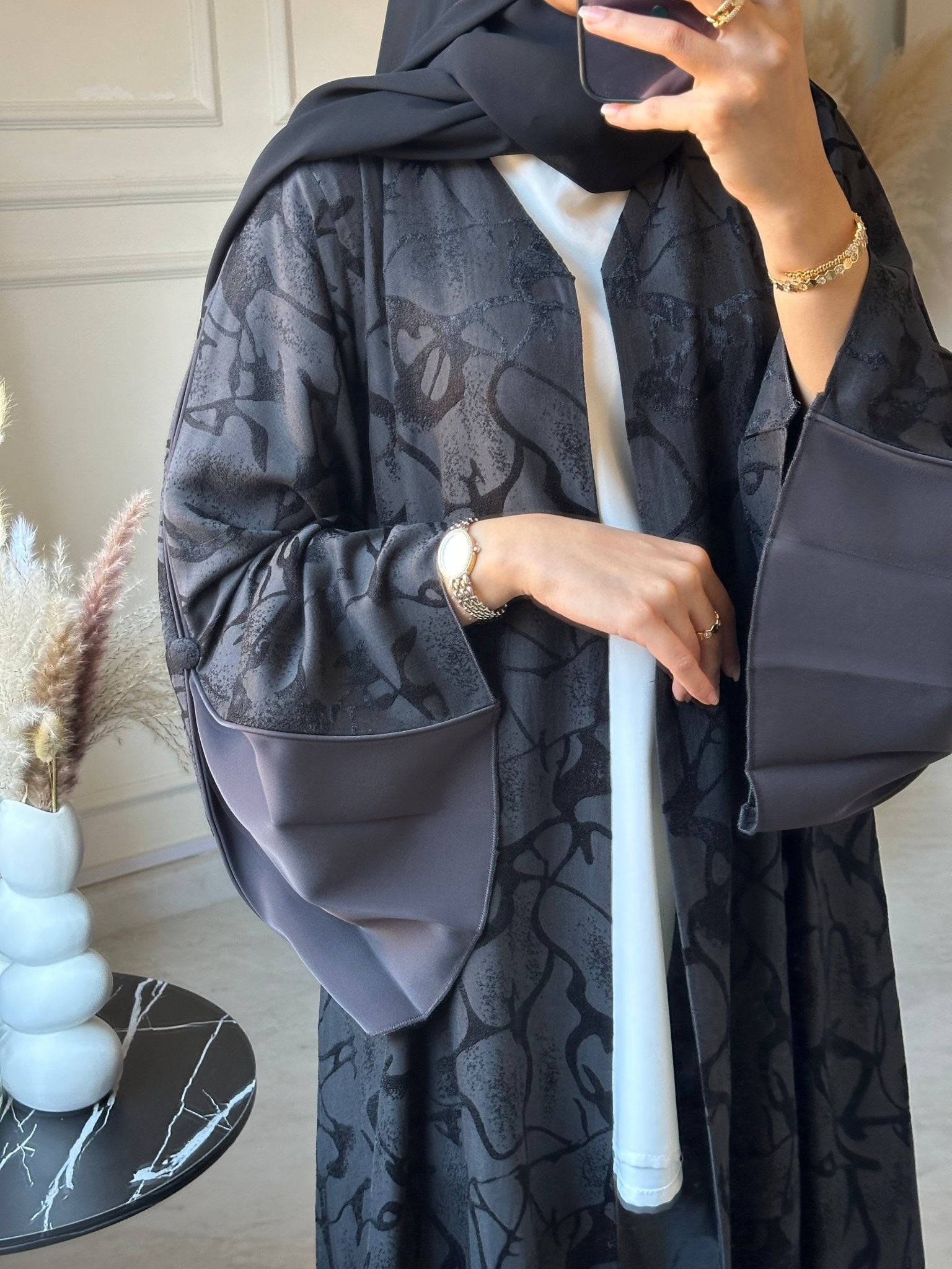 C 0839 Black Grey Printed Abaya