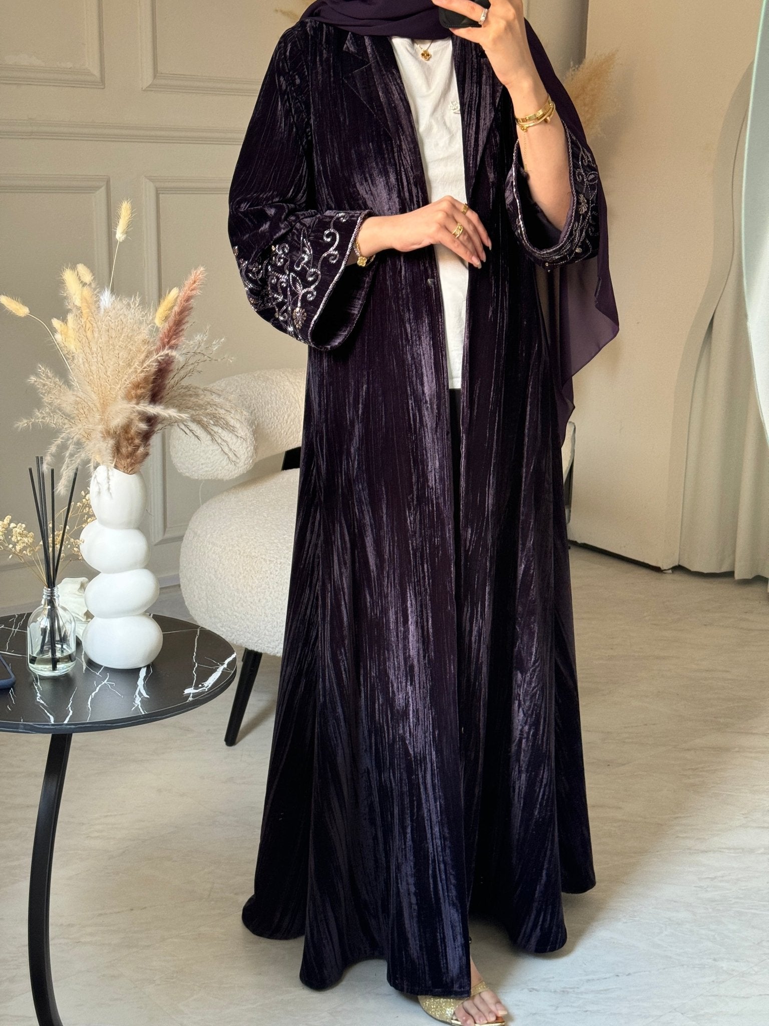 C 0846 Purple Velvet Abaya