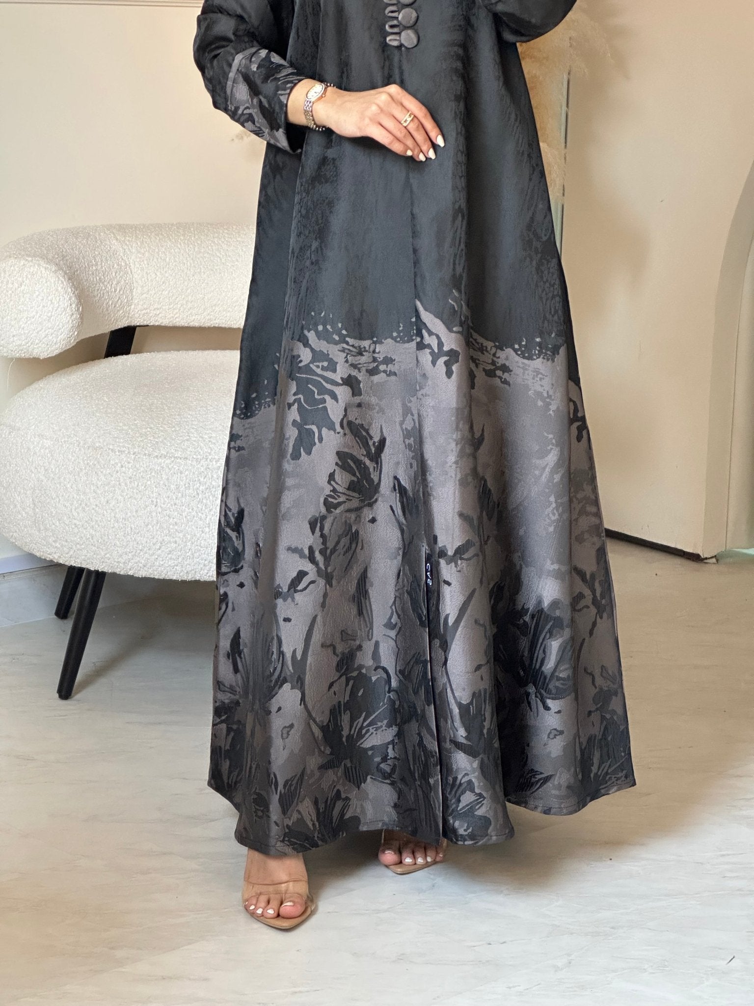 C 0855 - 01 Rose Gold Kloosh Abaya