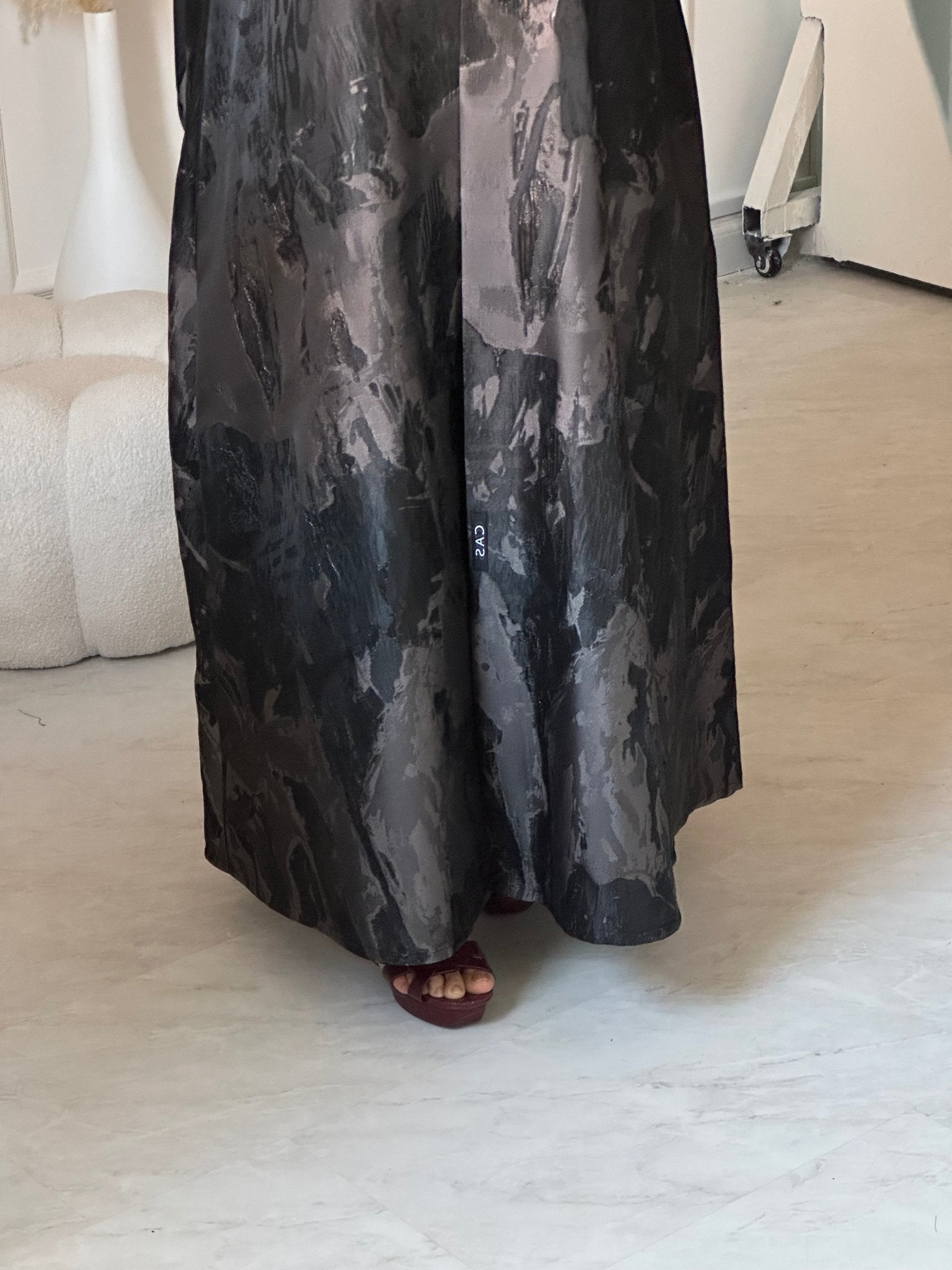 C 0894 Grey Jacquard Abaya