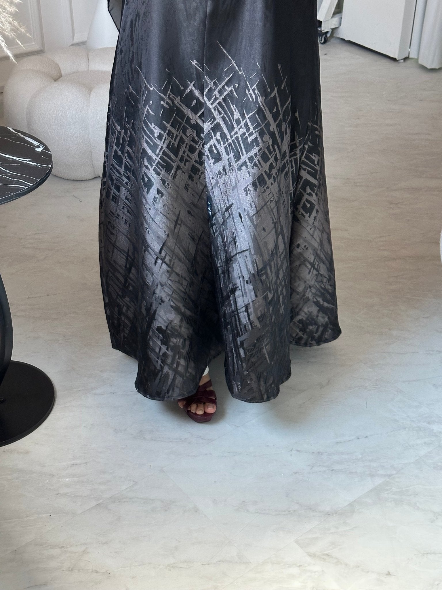 C 0895 - 01 Grey Jacquard Abaya