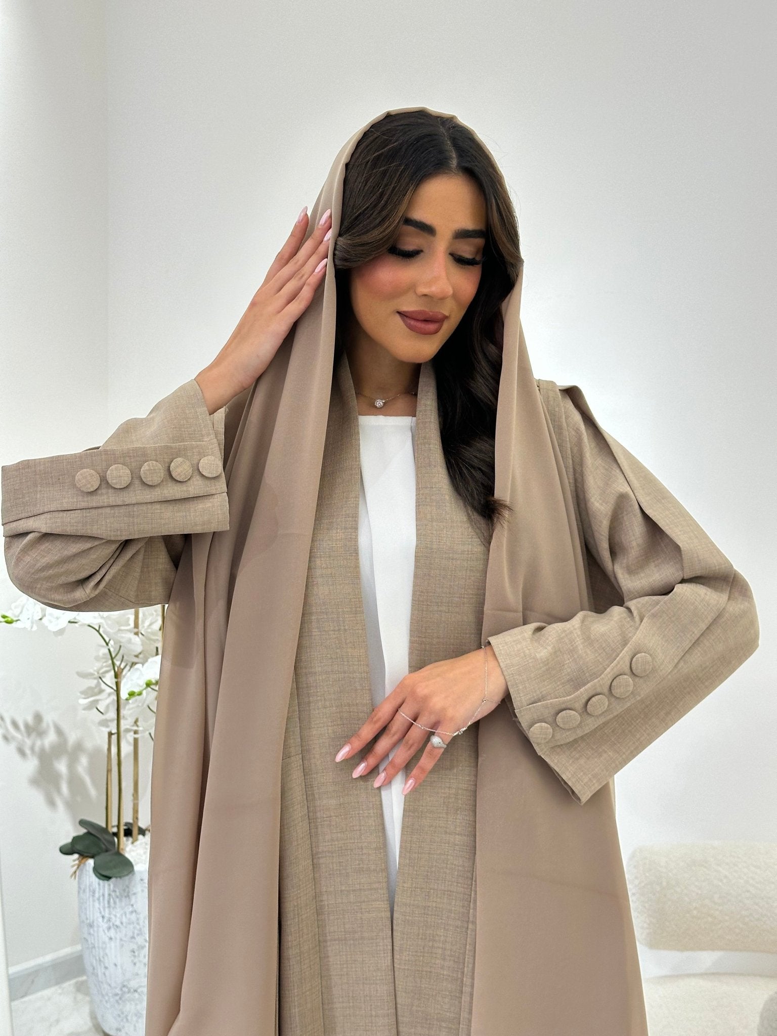 C 0910 Beige Eid Abaya
