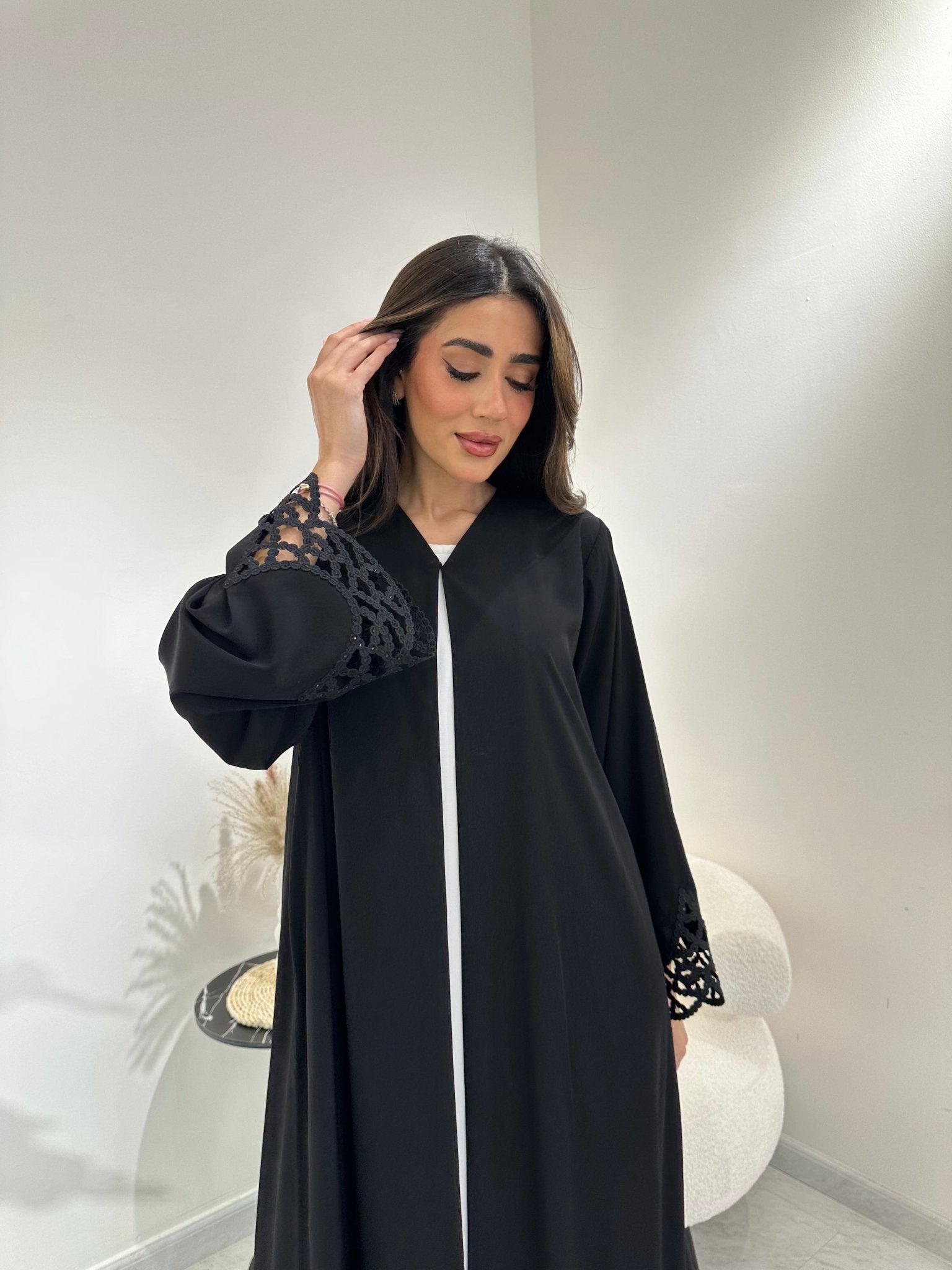 C 1008 Black Abaya