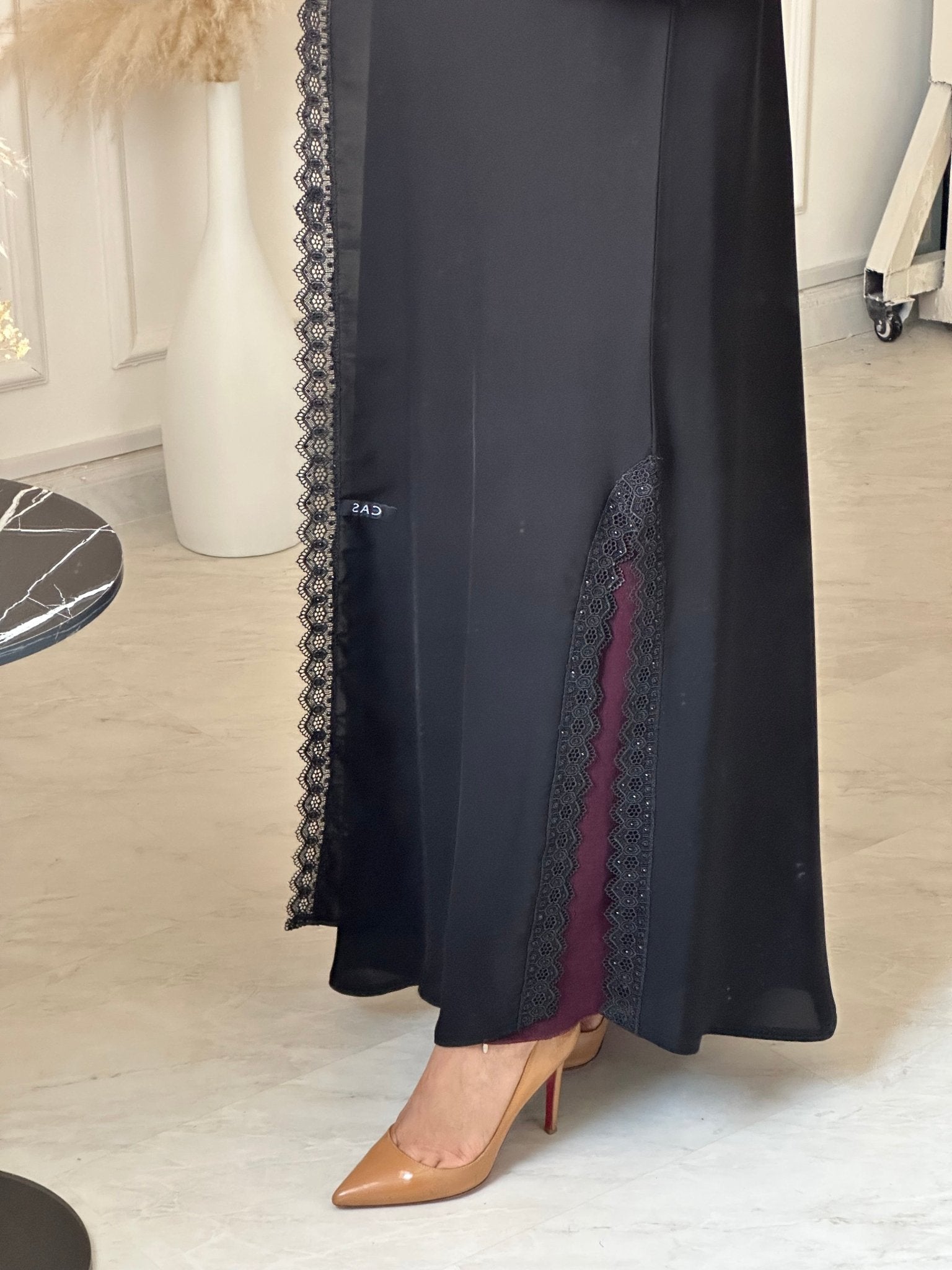 C 1031 Black Lace Abaya