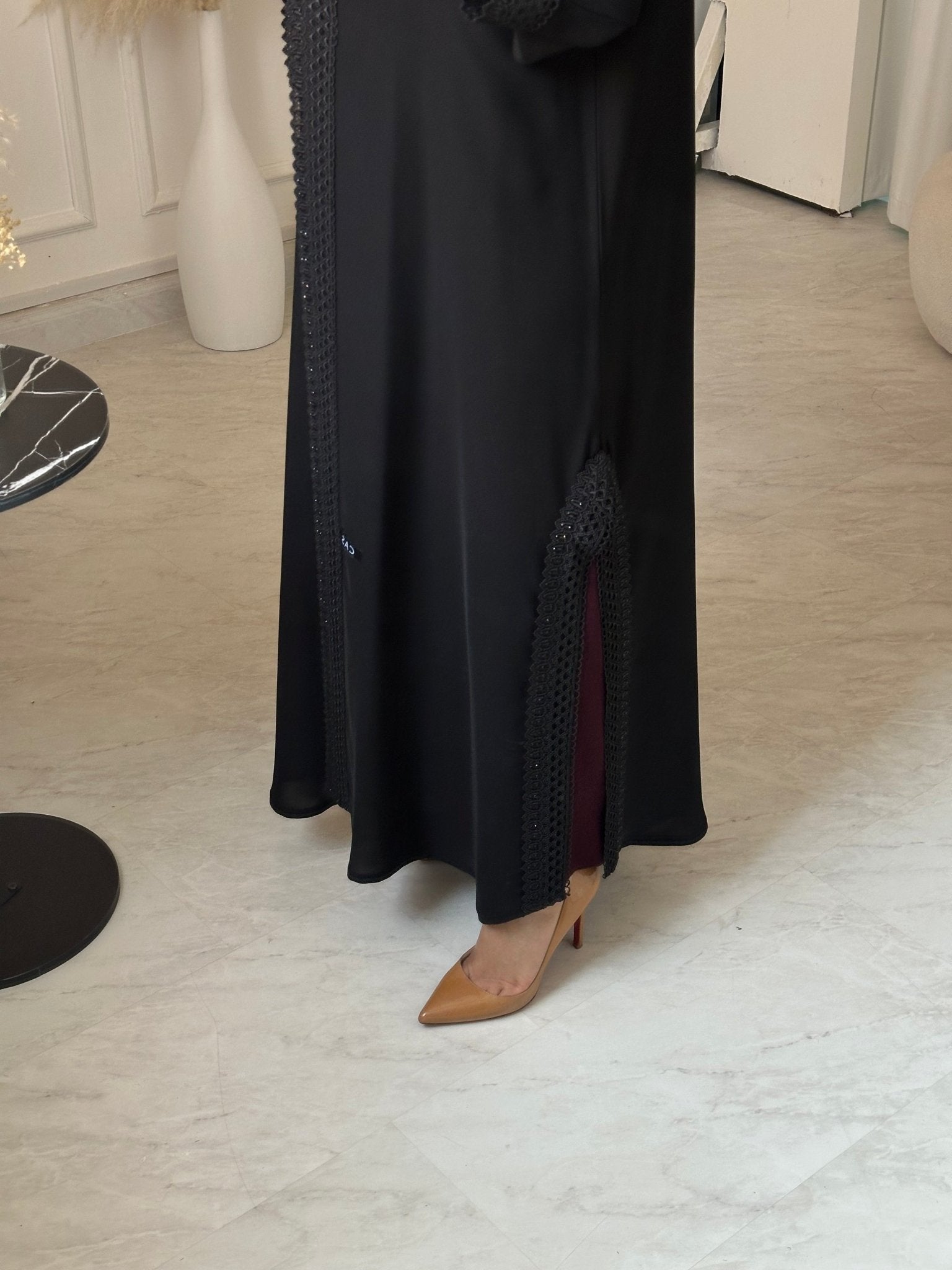 C 1033 Black Lace Abaya
