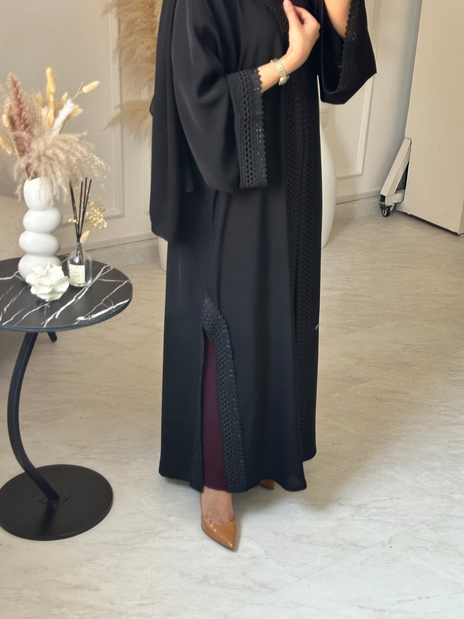 C 1033 Black Lace Abaya