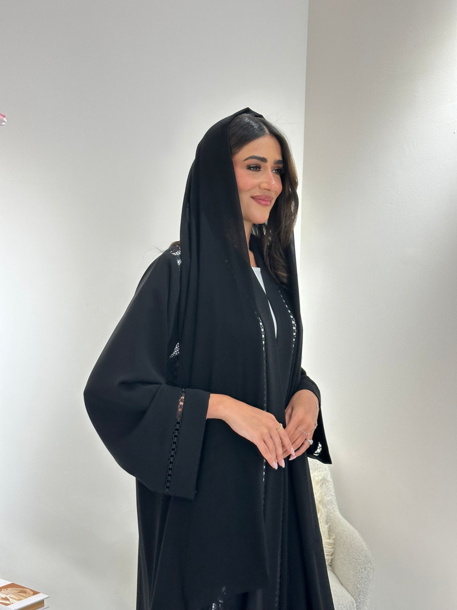C 1039 Black Lace Abaya