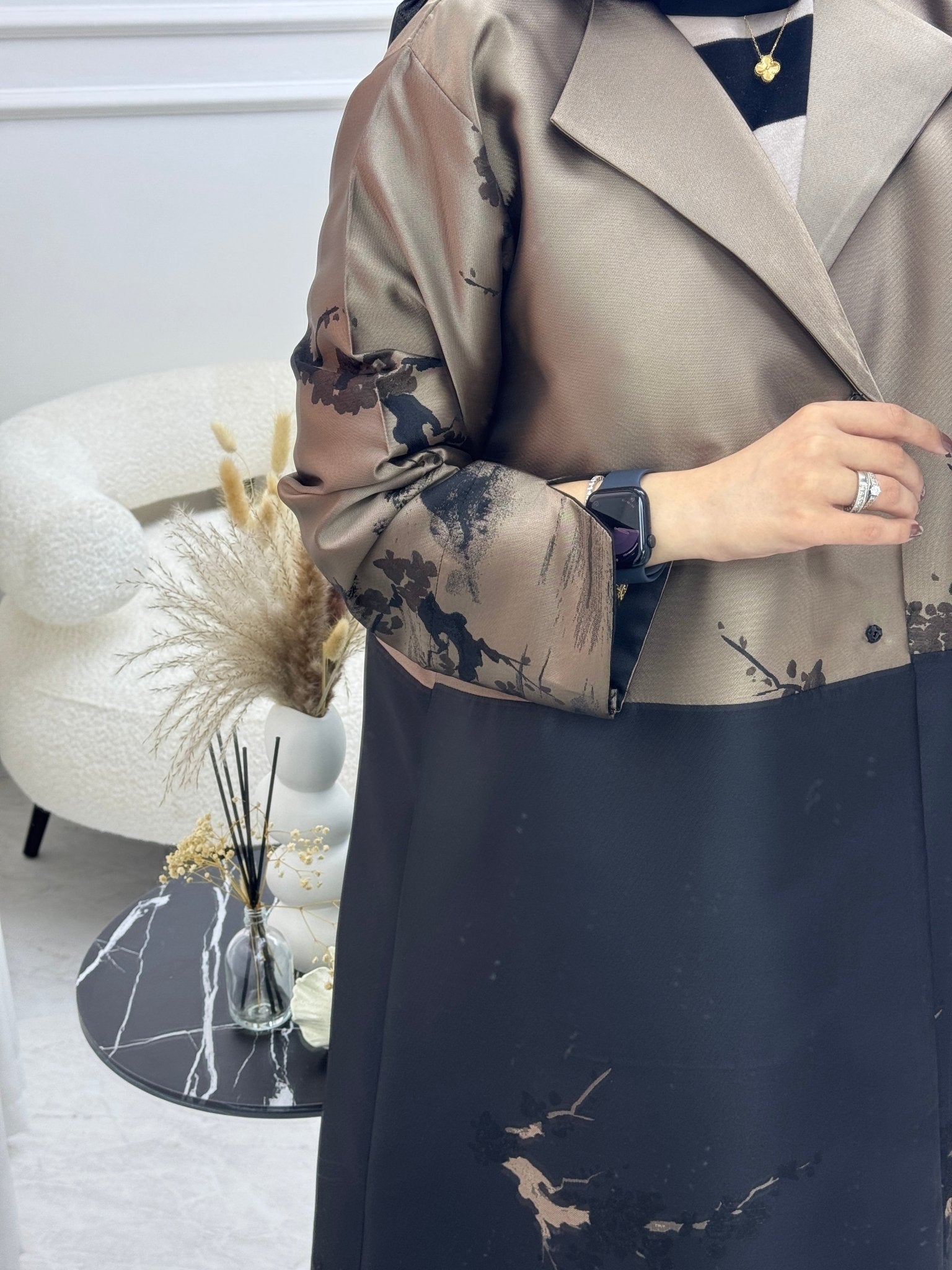 C 1090 - 01 Brown Printed Coat Abaya