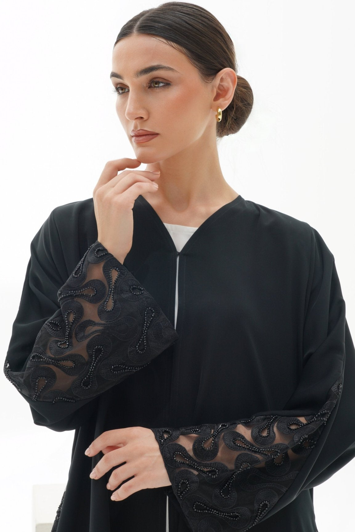 C 1112 Black Abaya