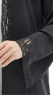 C 1118 Black Abaya