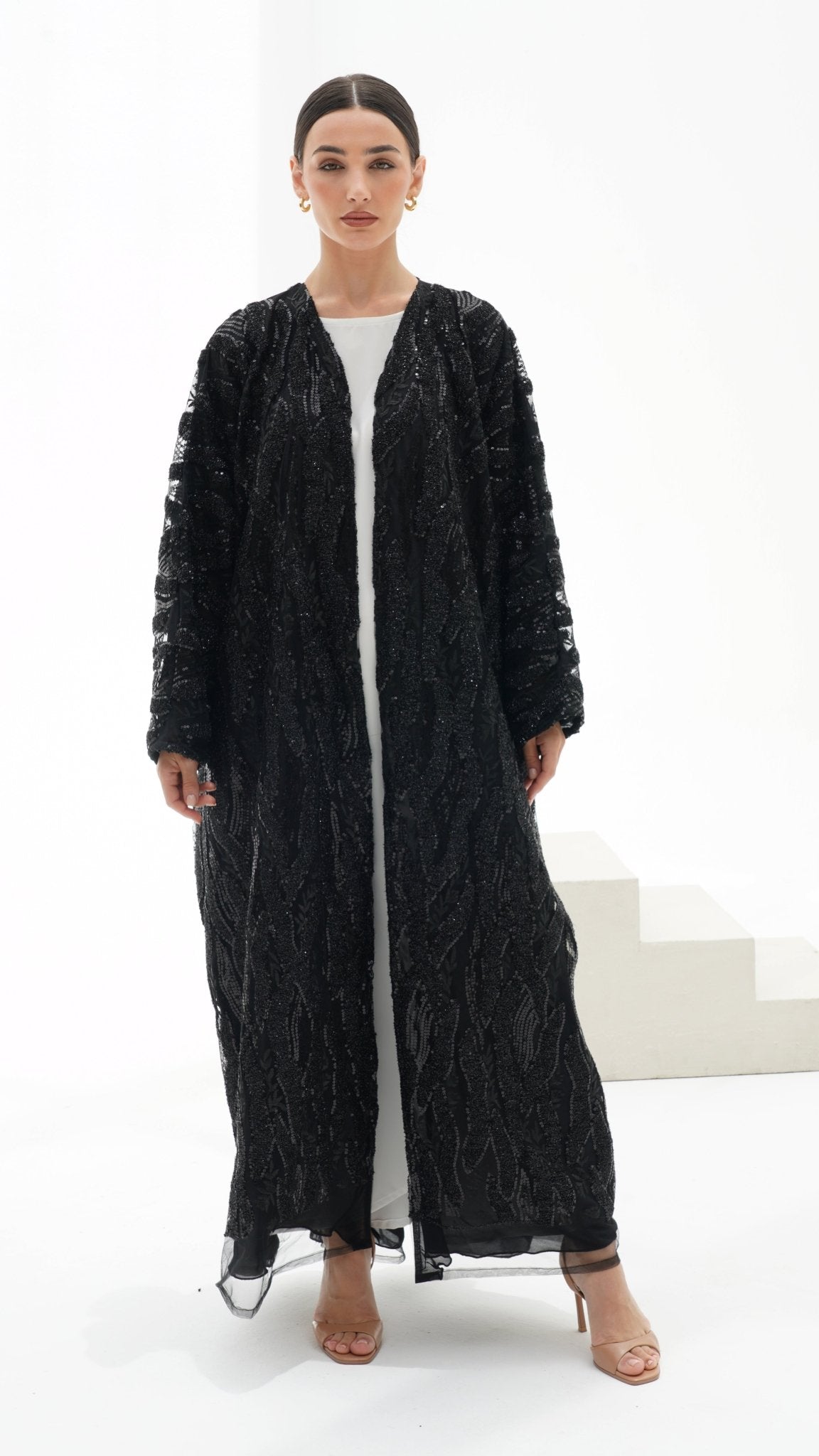 C 1124 Black Abaya