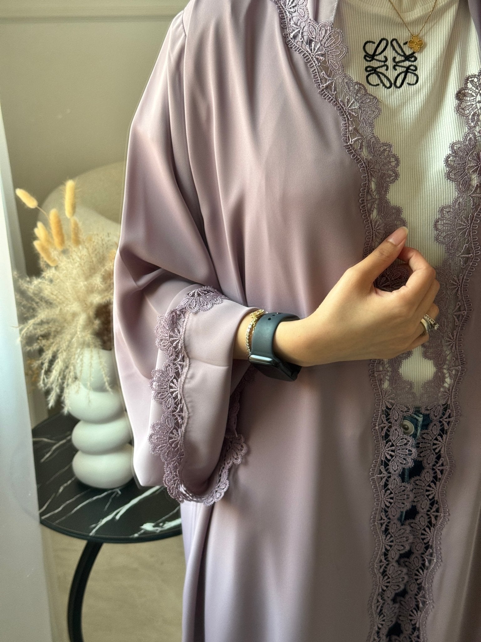 C 1129 Lilac Lace Abaya